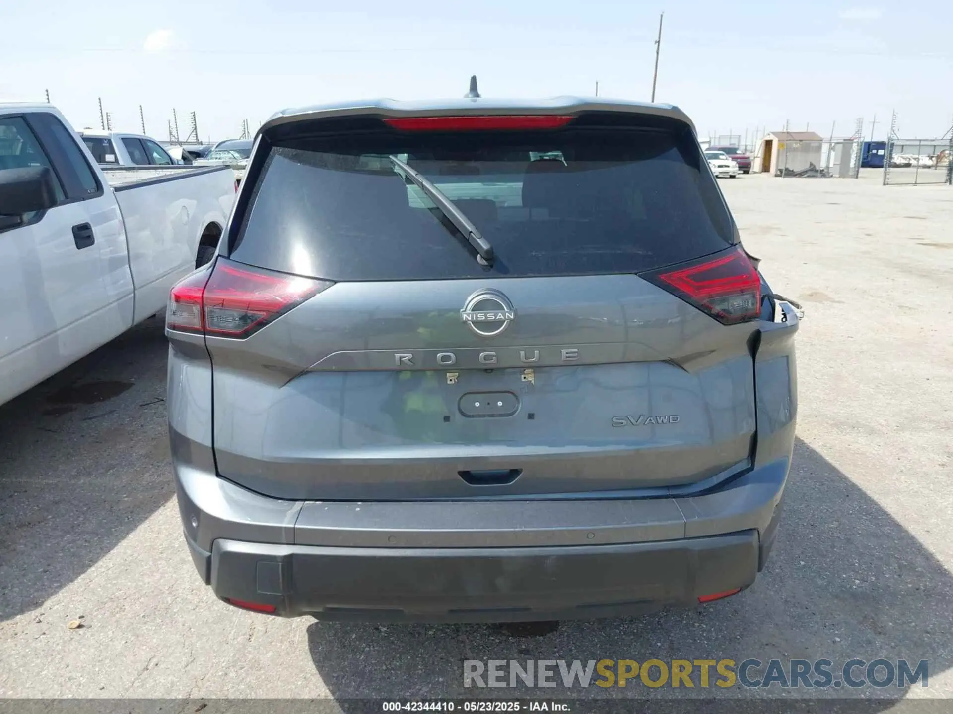 16 fotografías del automóvil dañado 5N1BT3BB1RC708927 NISSAN ROGUE 2024