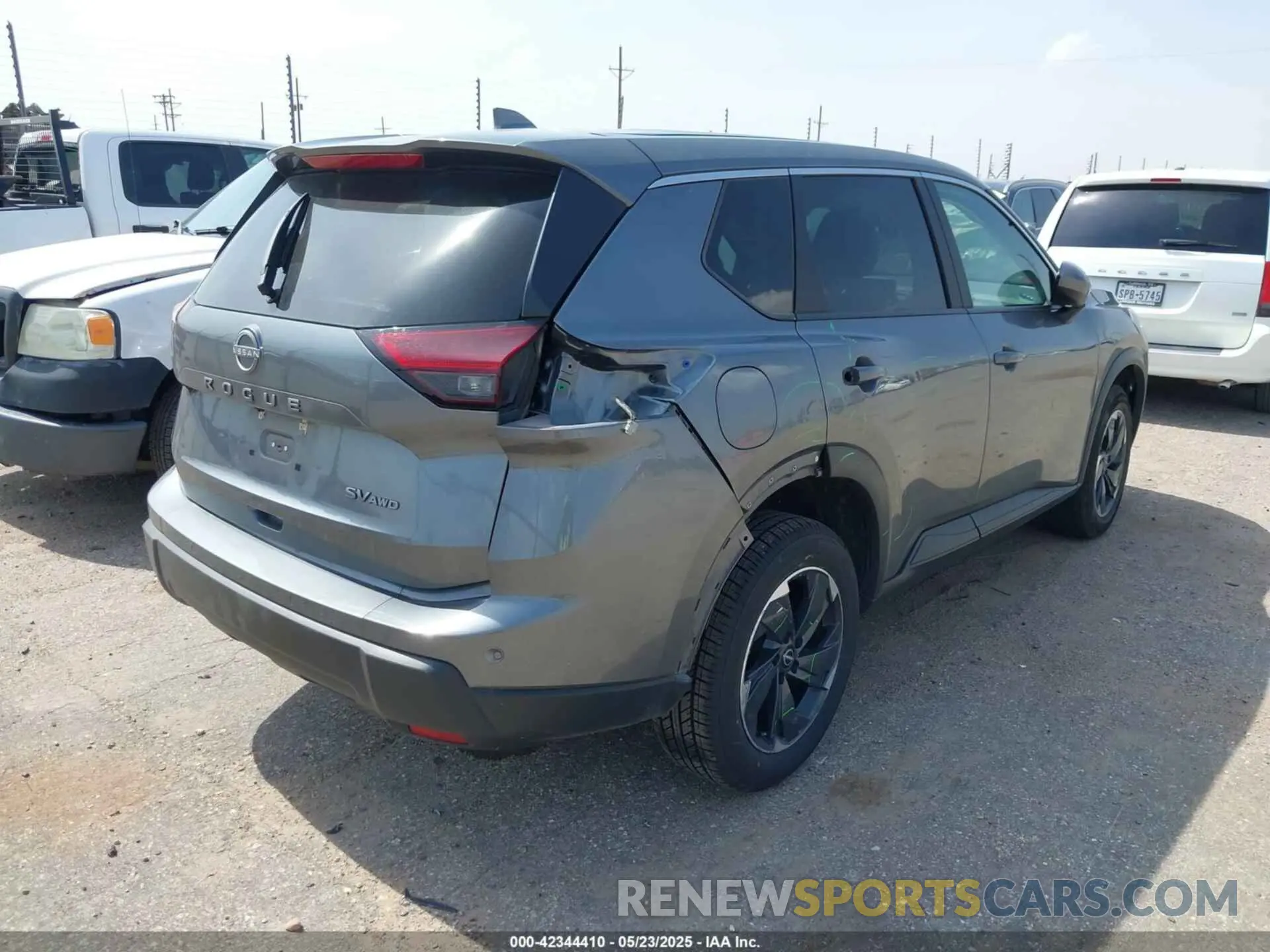 4 fotografías del automóvil dañado 5N1BT3BB1RC708927 NISSAN ROGUE 2024