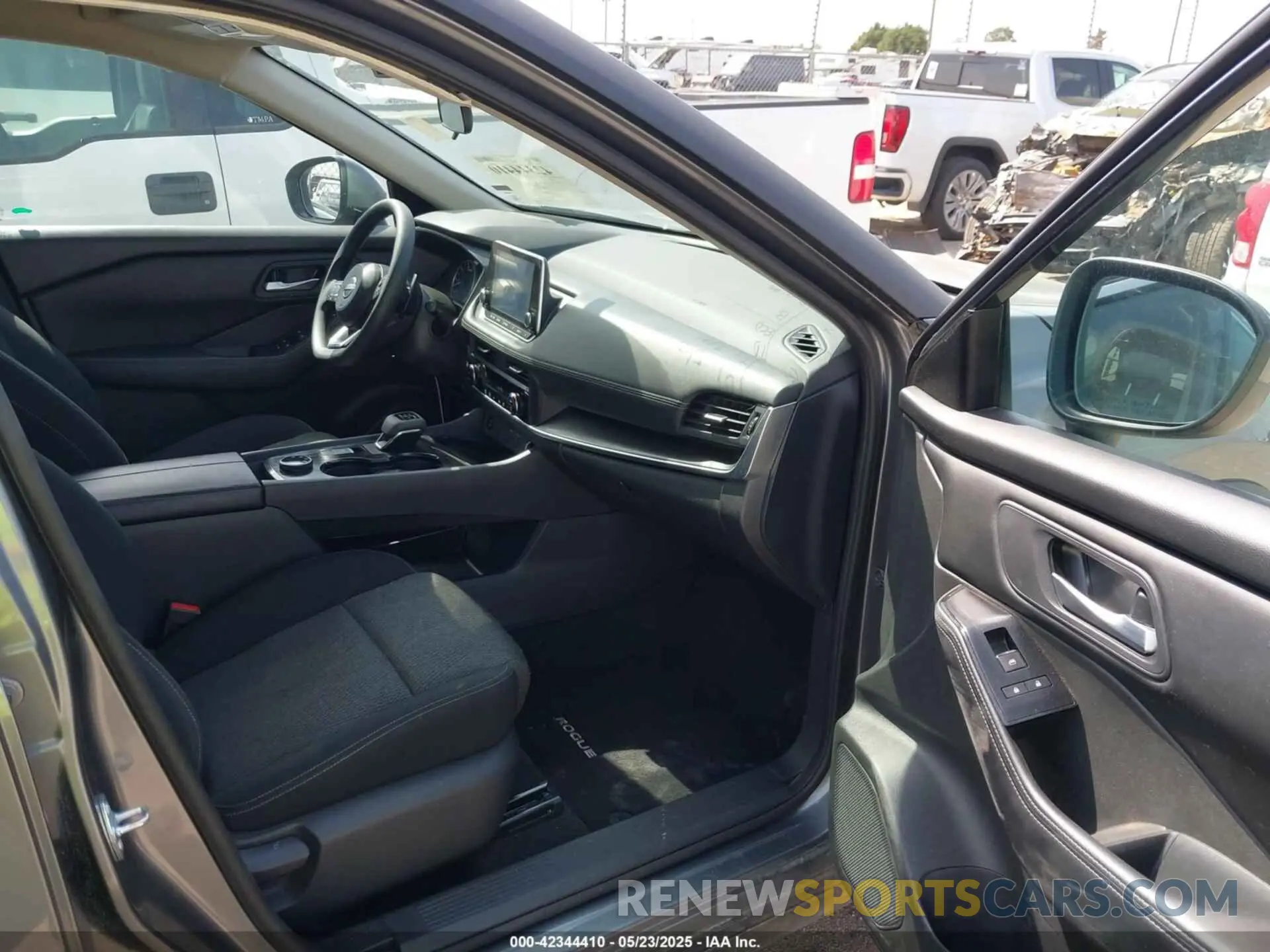 5 fotografías del automóvil dañado 5N1BT3BB1RC708927 NISSAN ROGUE 2024