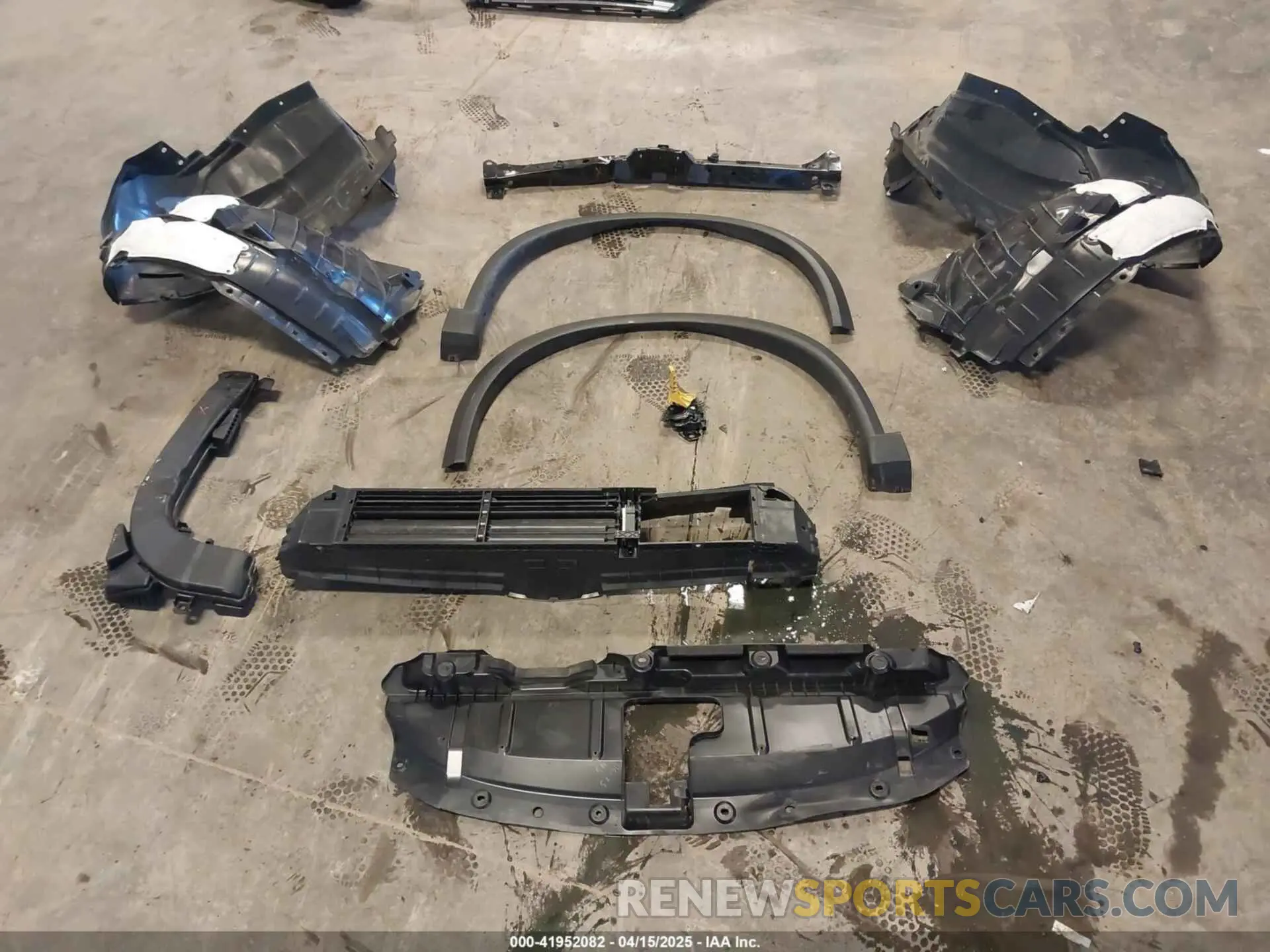19 fotografías del automóvil dañado 5N1BT3BB1RC756234 NISSAN ROGUE 2024