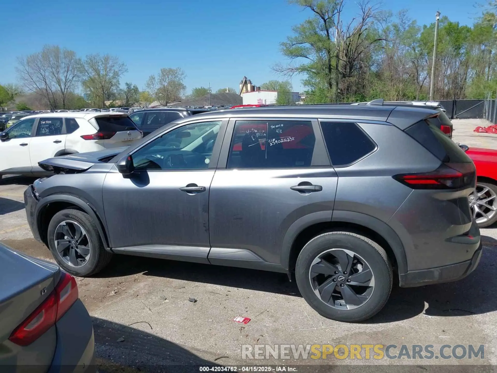 14 fotografías del automóvil dañado 5N1BT3BB6RC697567 NISSAN ROGUE 2024