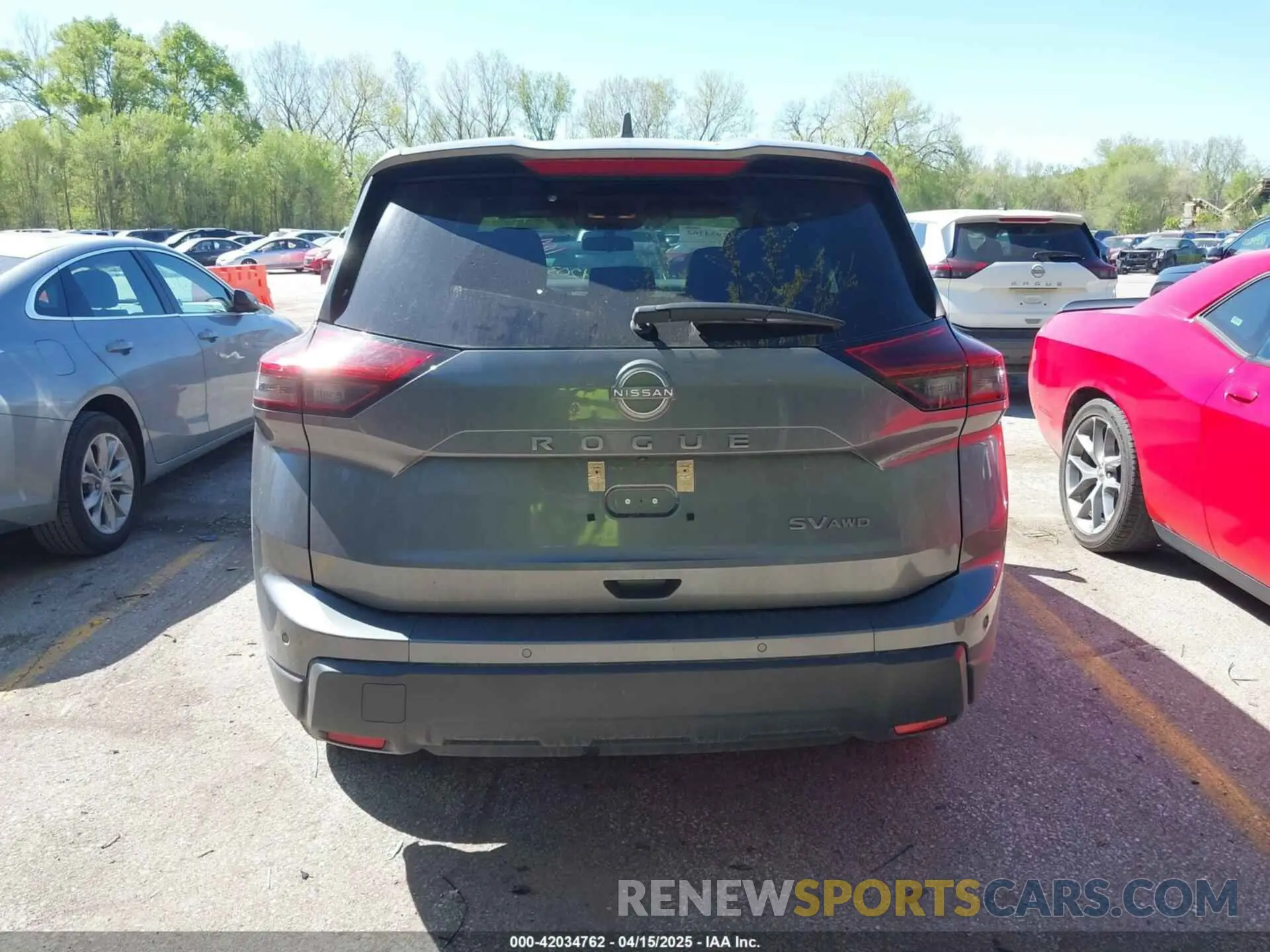 16 fotografías del automóvil dañado 5N1BT3BB6RC697567 NISSAN ROGUE 2024