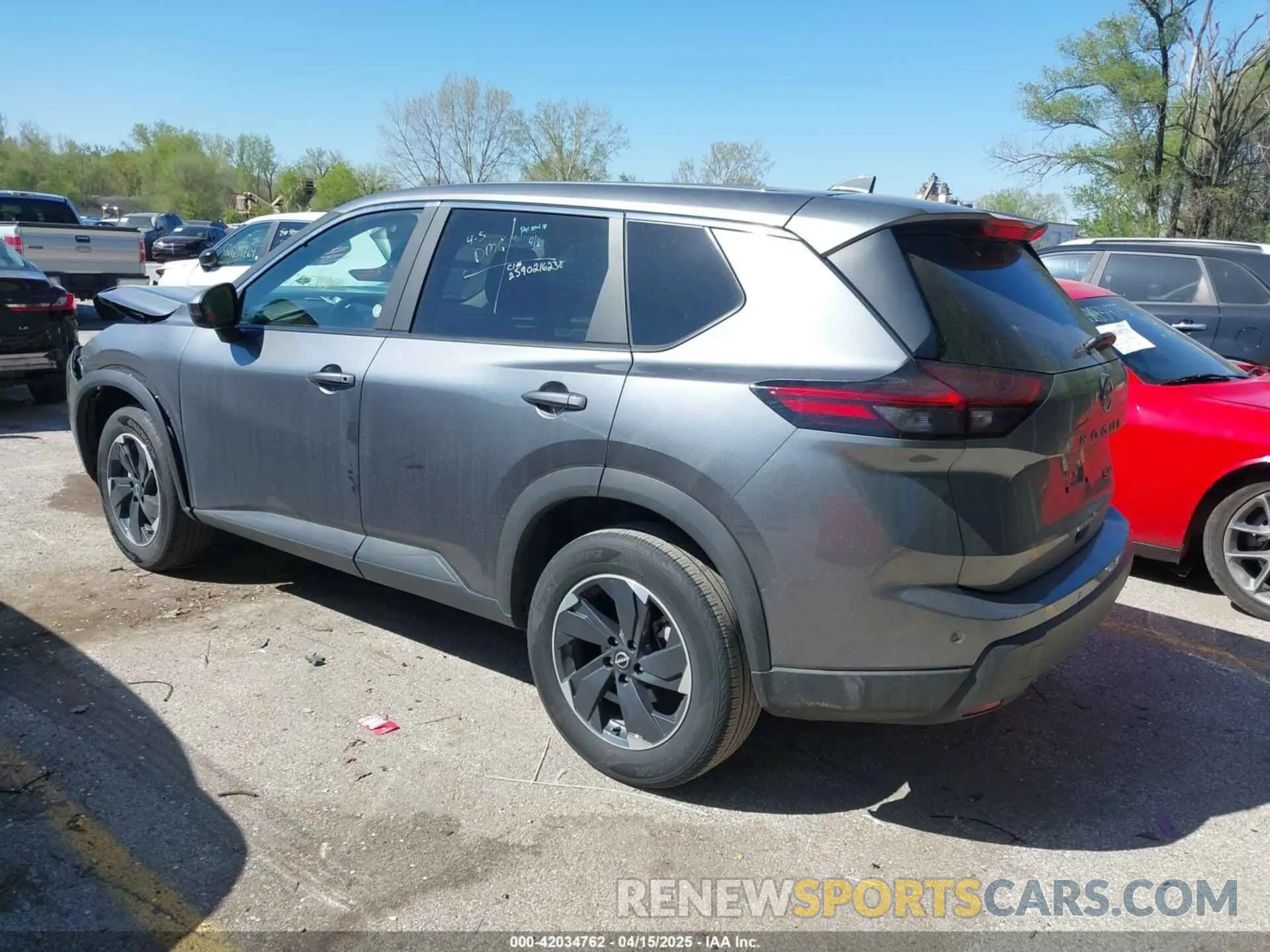 3 fotografías del automóvil dañado 5N1BT3BB6RC697567 NISSAN ROGUE 2024