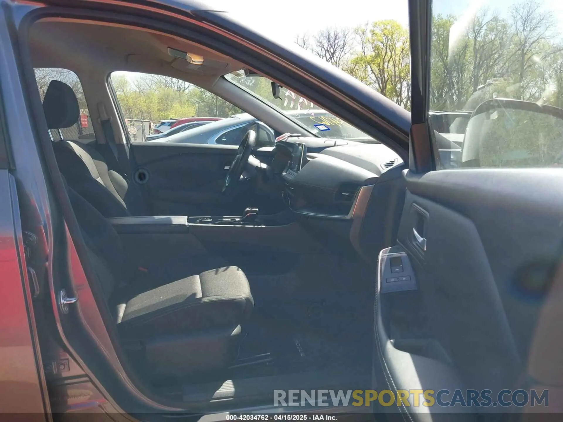 5 fotografías del automóvil dañado 5N1BT3BB6RC697567 NISSAN ROGUE 2024