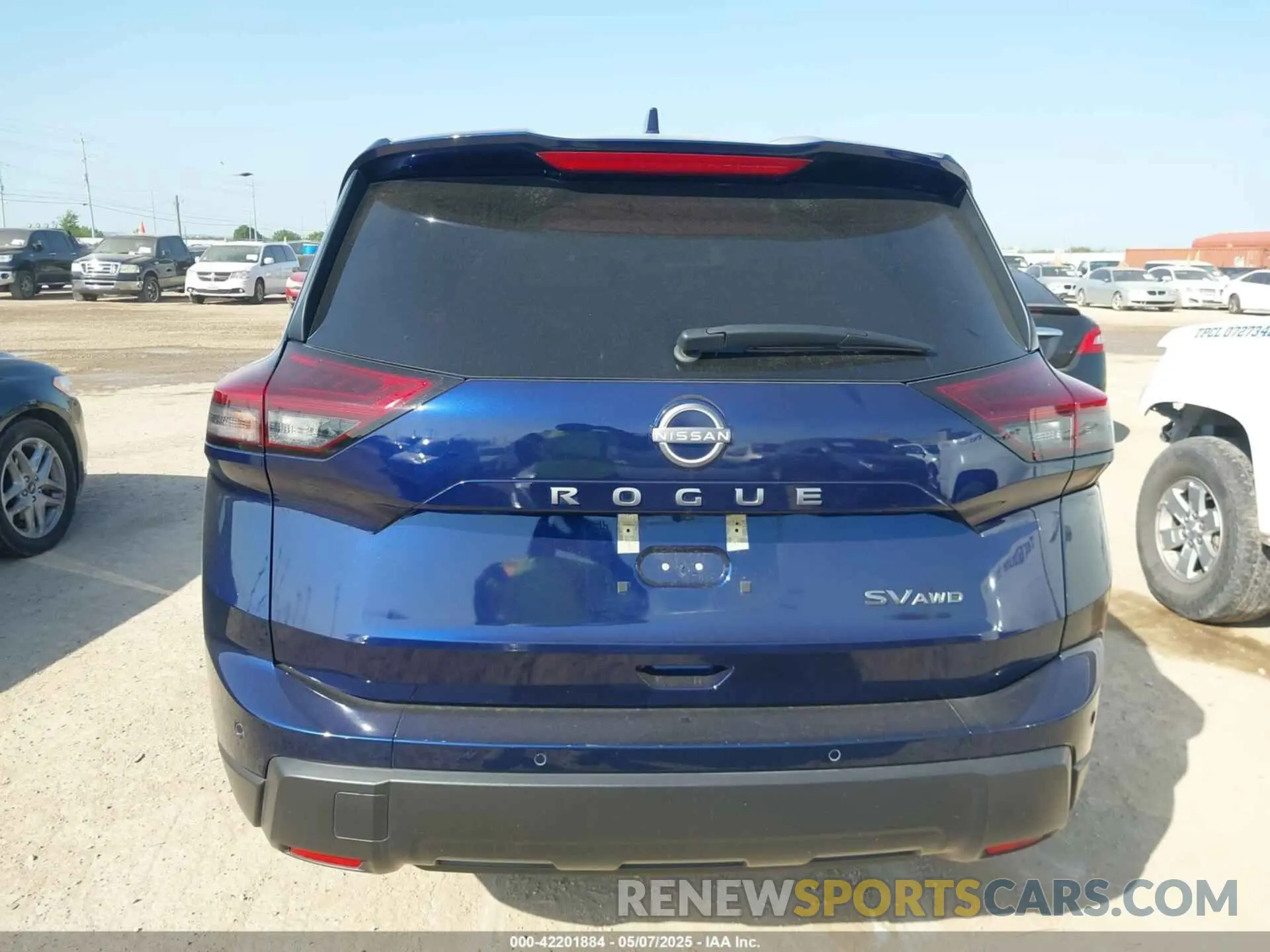 17 fotografías del automóvil dañado 5N1BT3BB8RC690538 NISSAN ROGUE 2024