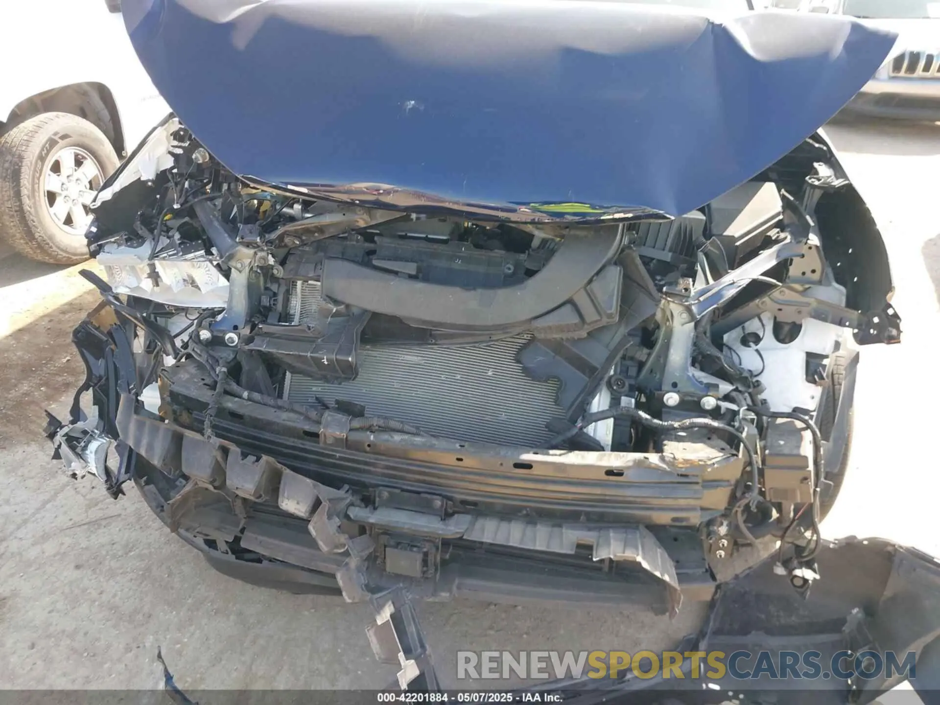 6 fotografías del automóvil dañado 5N1BT3BB8RC690538 NISSAN ROGUE 2024