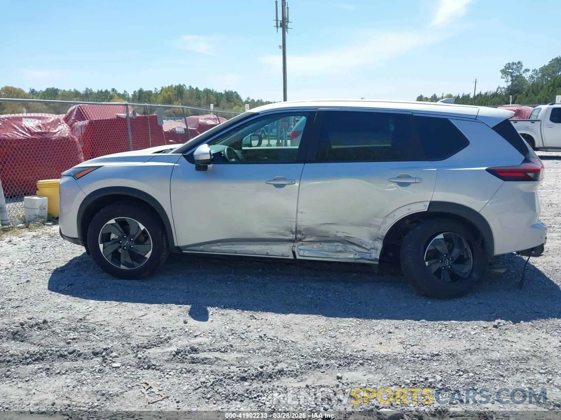 15 fotografías del automóvil dañado 5N1BT3BB8RC691883 NISSAN ROGUE 2024