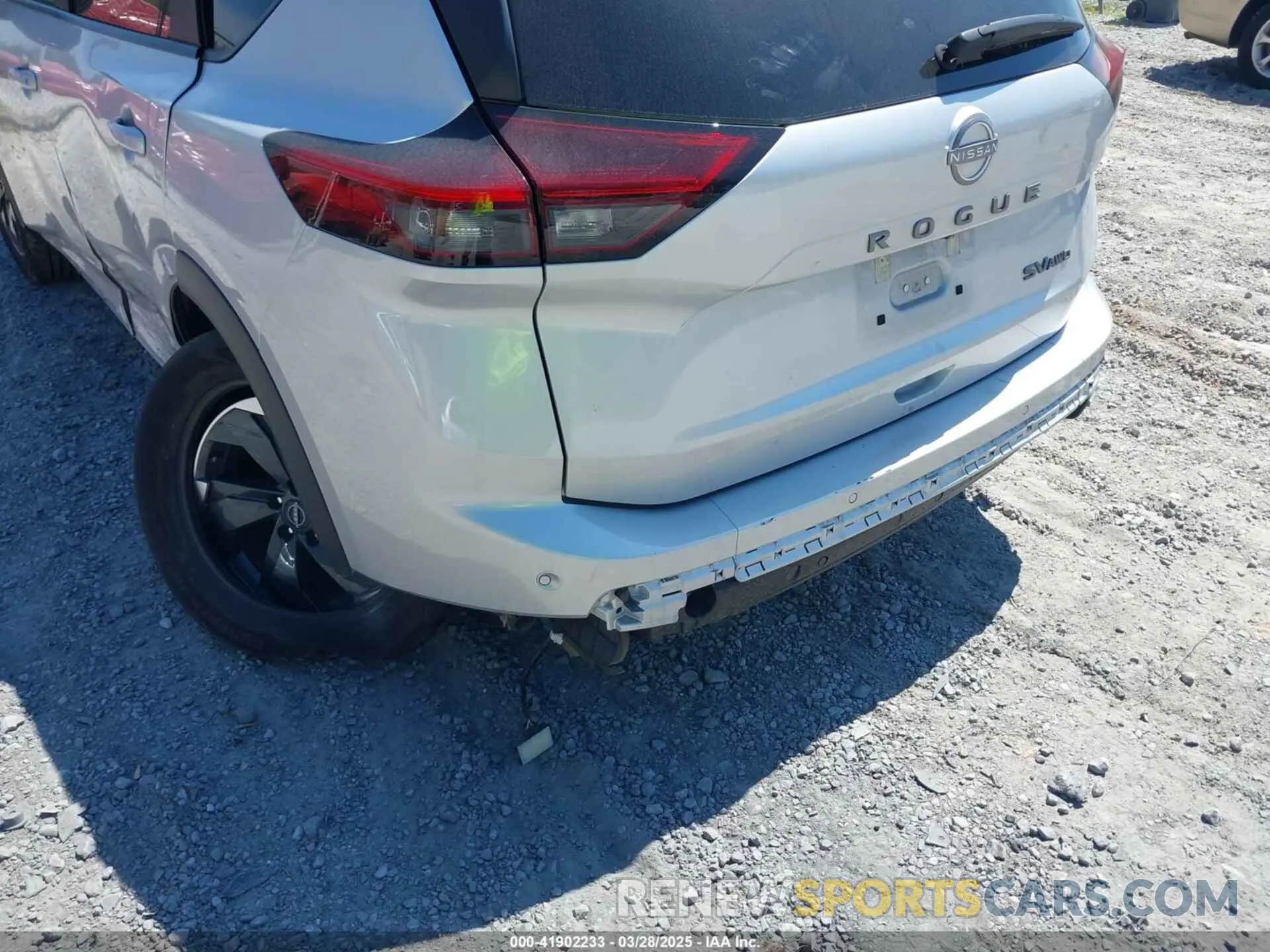 18 fotografías del automóvil dañado 5N1BT3BB8RC691883 NISSAN ROGUE 2024