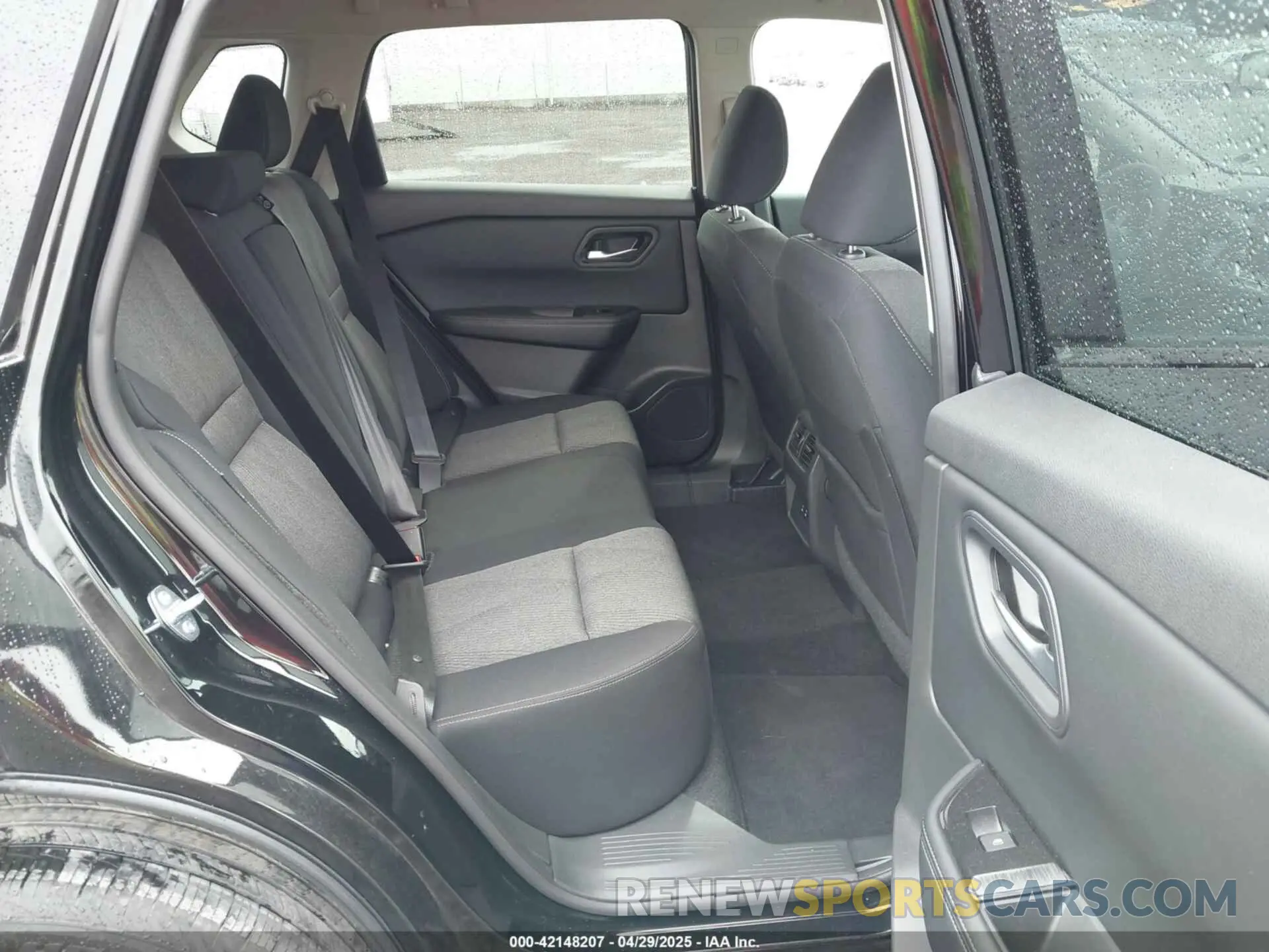 8 fotografías del automóvil dañado 5N1BT3BB9RC719075 NISSAN ROGUE 2024