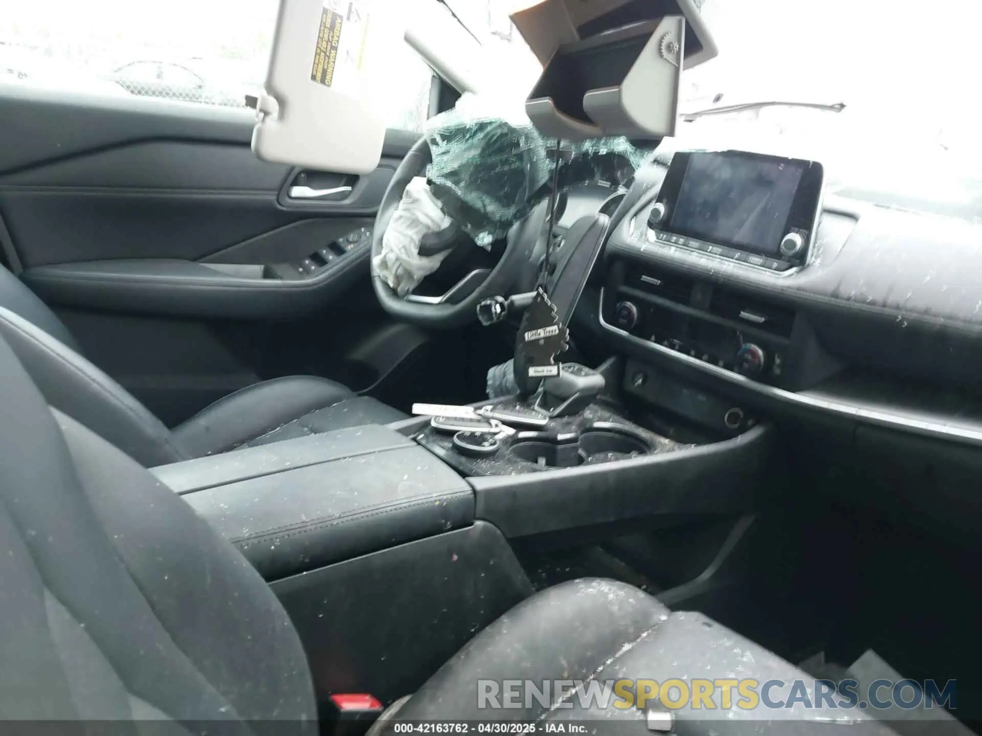 5 fotografías del automóvil dañado 5N1BT3BB9RC738547 NISSAN ROGUE 2024