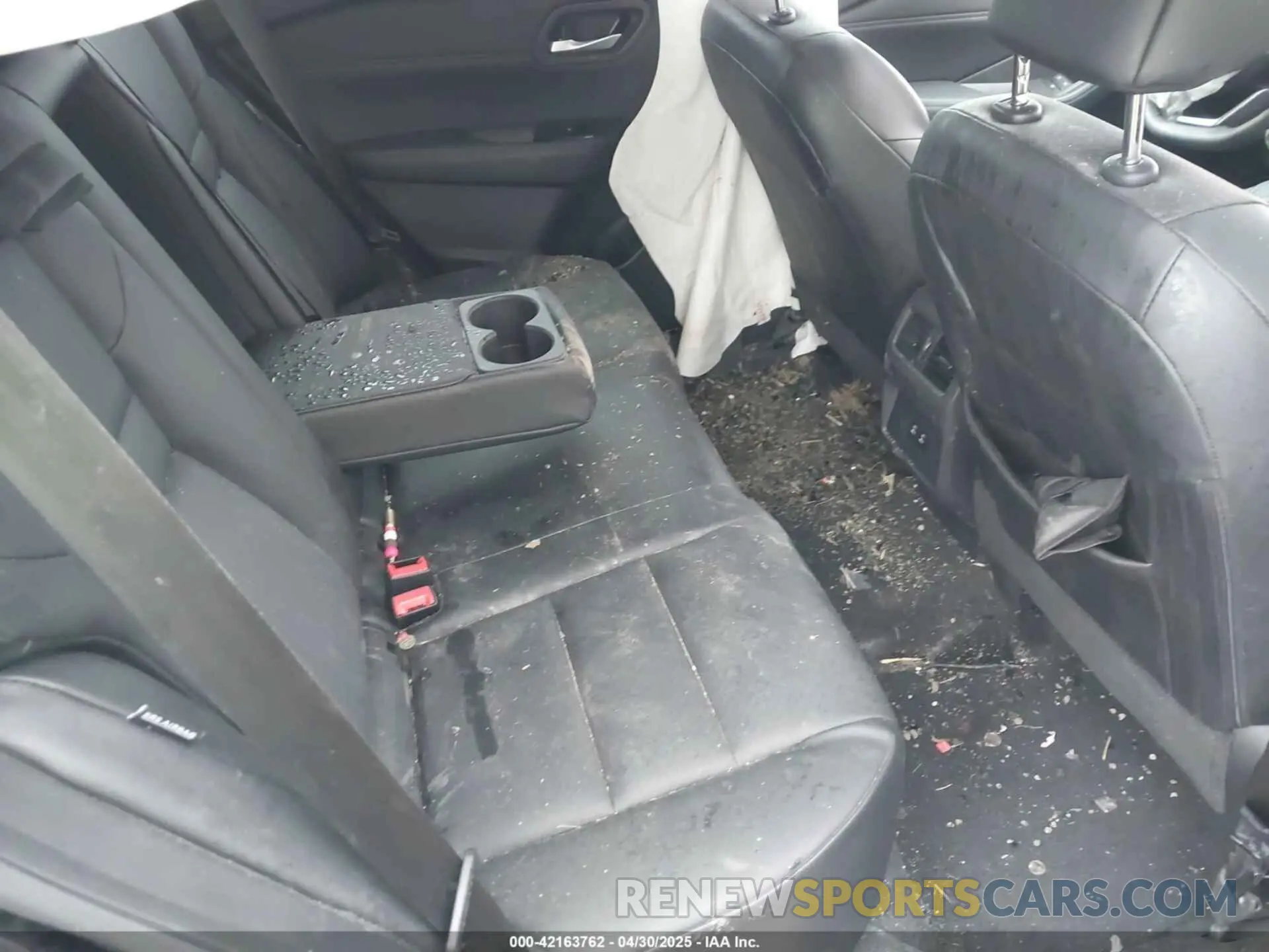 8 fotografías del automóvil dañado 5N1BT3BB9RC738547 NISSAN ROGUE 2024