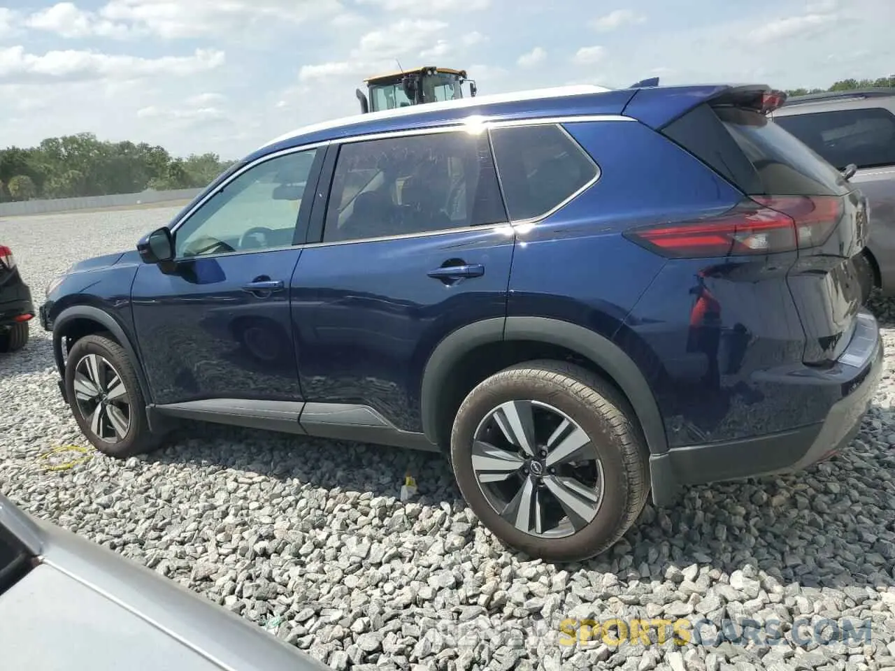 2 fotografías del automóvil dañado 5N1BT3CB8RC711192 NISSAN ROGUE 2024