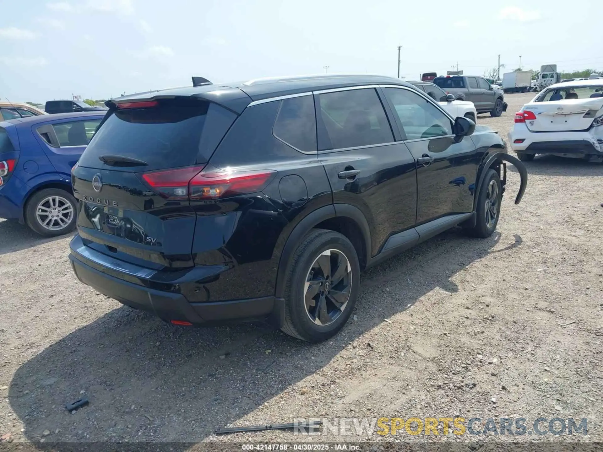 4 fotografías del automóvil dañado JN8BT3BA7RW352045 NISSAN ROGUE 2024