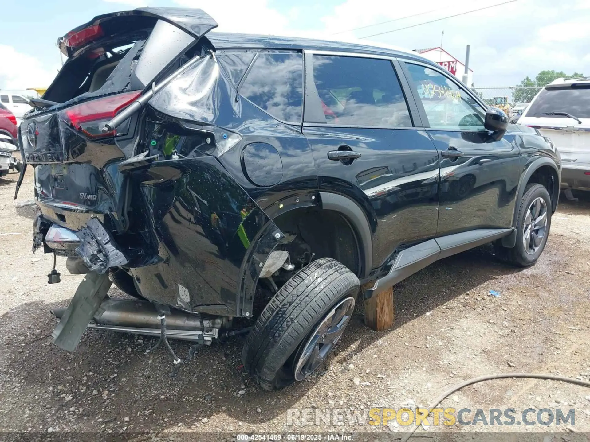 4 fotografías del automóvil dañado JN8BT3BB0RW426415 NISSAN ROGUE 2024