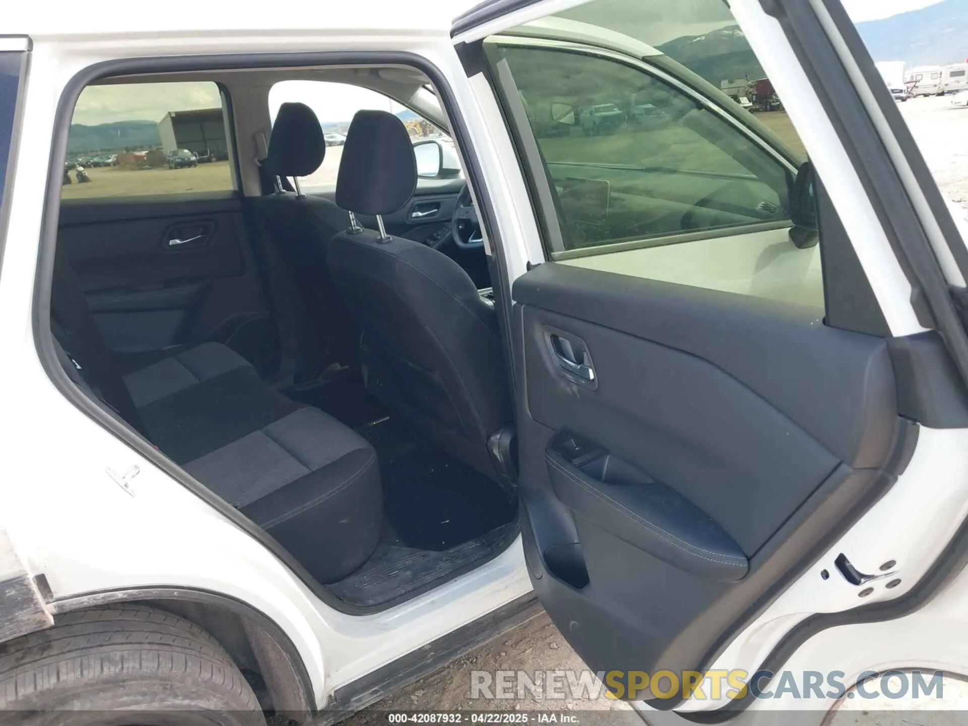 8 fotografías del automóvil dañado JN8BT3BB1RW184167 NISSAN ROGUE 2024