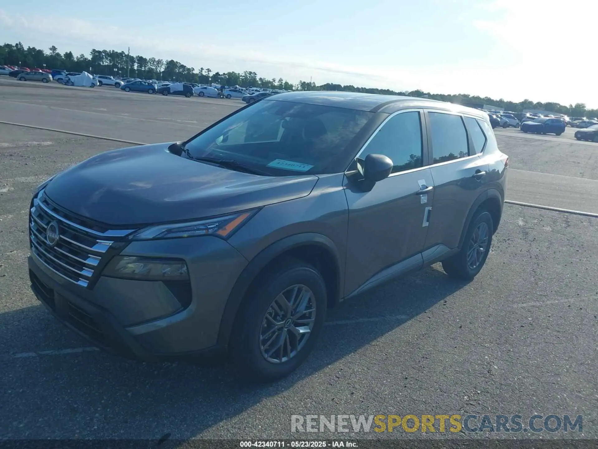 2 fotografías del automóvil dañado 5N1BT3AA2SC850069 NISSAN ROGUE 2025