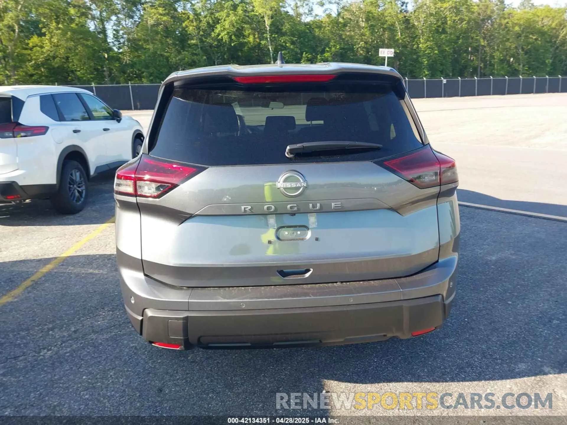 16 fotografías del automóvil dañado 5N1BT3AA6SC850172 NISSAN ROGUE 2025