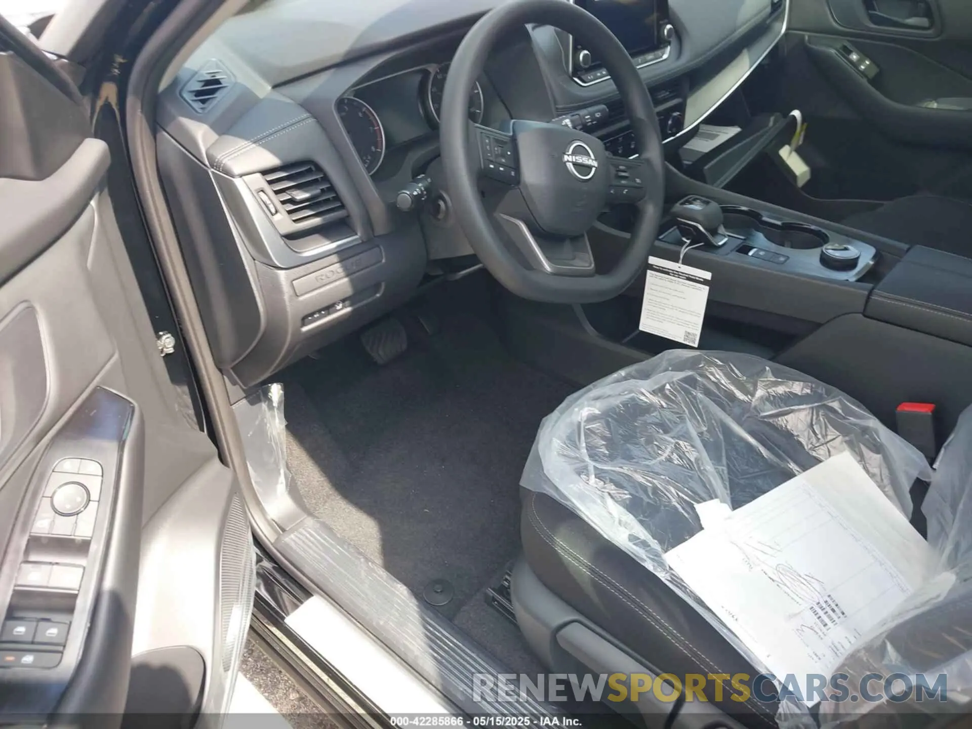 10 fotografías del automóvil dañado 5N1BT3AB1SC848693 NISSAN ROGUE 2025