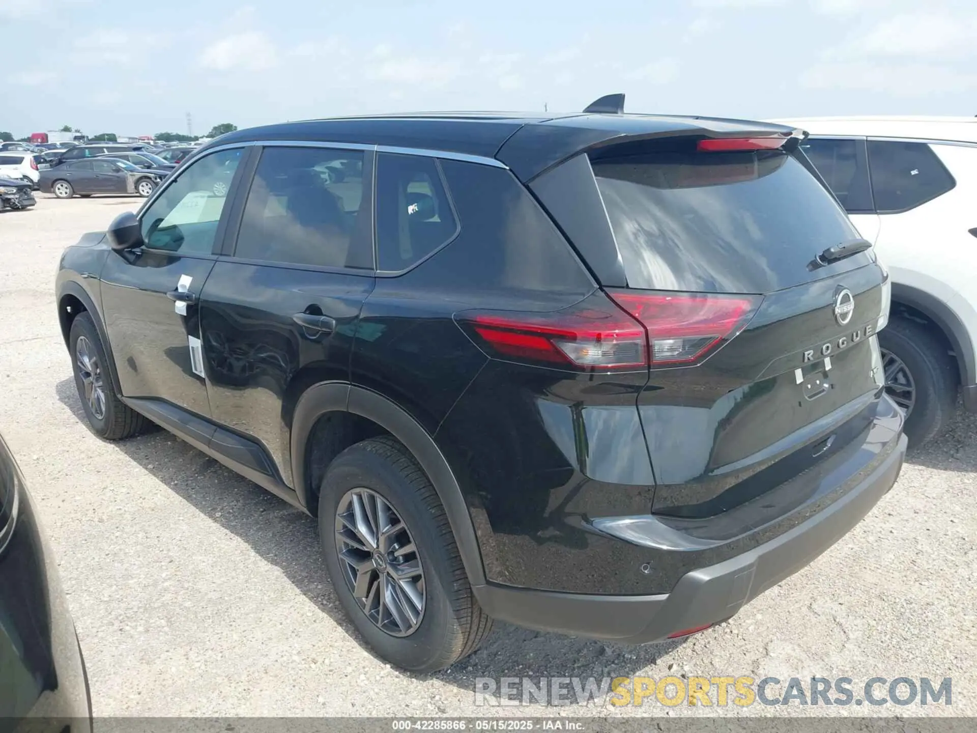14 fotografías del automóvil dañado 5N1BT3AB1SC848693 NISSAN ROGUE 2025
