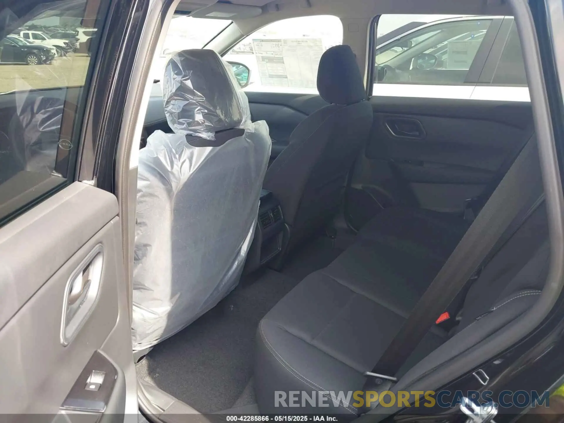 8 fotografías del automóvil dañado 5N1BT3AB1SC848693 NISSAN ROGUE 2025