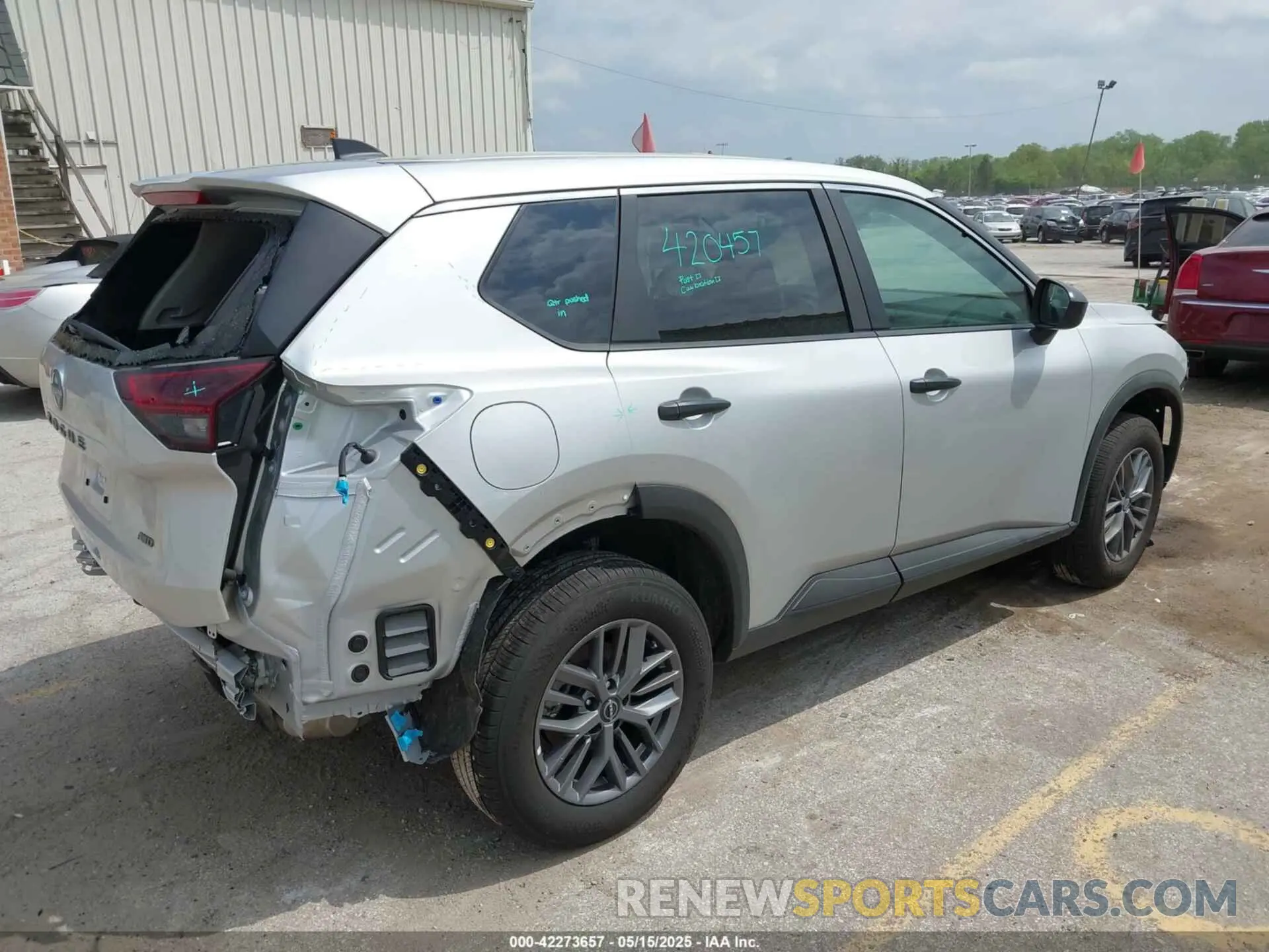 4 fotografías del automóvil dañado 5N1BT3AB4SC834268 NISSAN ROGUE 2025