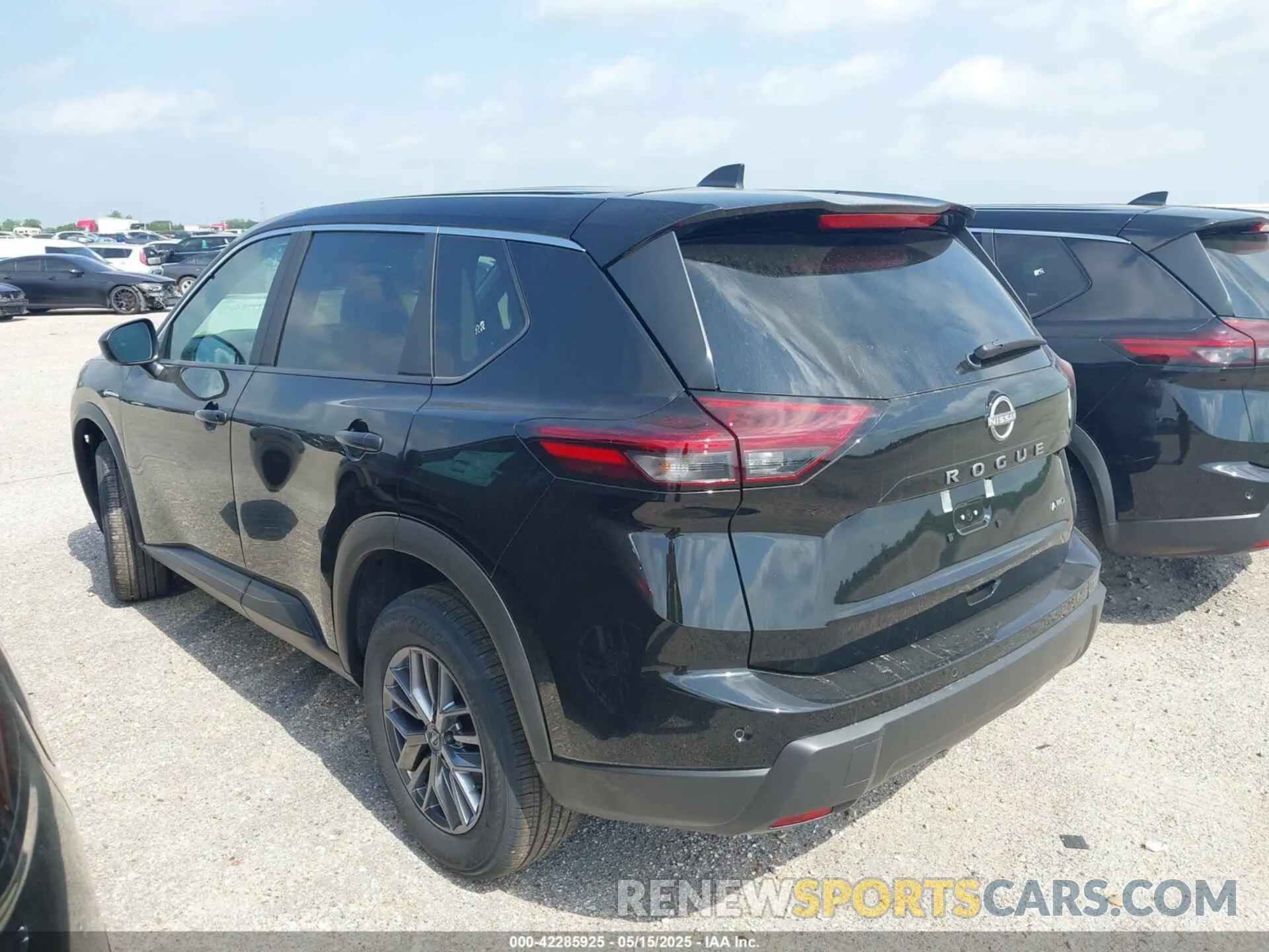 14 fotografías del automóvil dañado 5N1BT3AB5SC849555 NISSAN ROGUE 2025