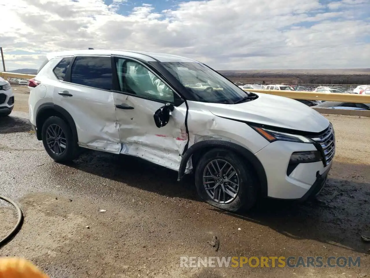 4 fotografías del automóvil dañado 5N1BT3AB8SC765522 NISSAN ROGUE 2025