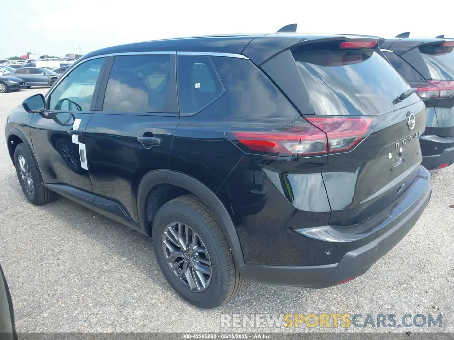 14 fotografías del automóvil dañado 5N1BT3ABXSC850913 NISSAN ROGUE 2025
