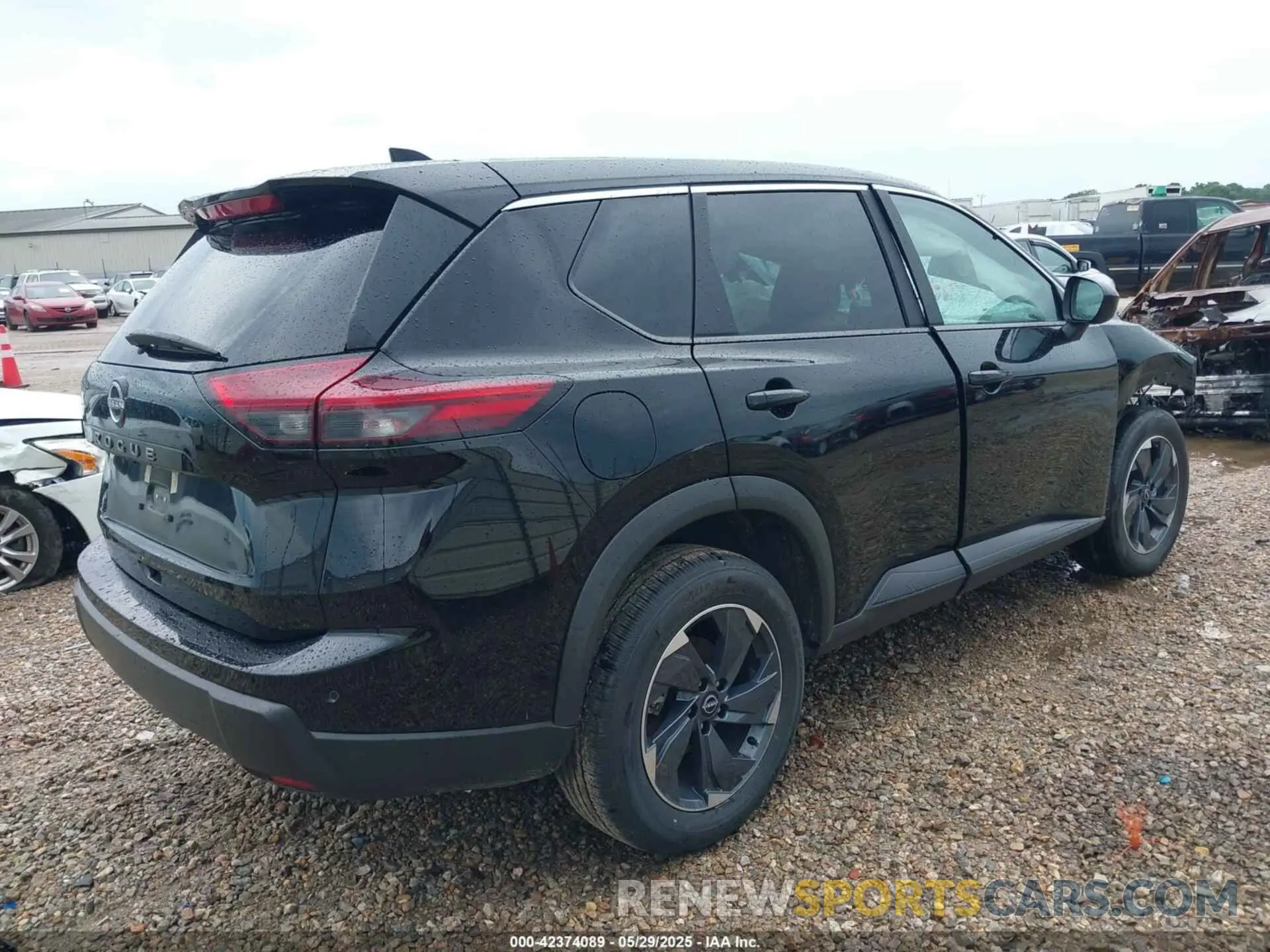 4 fotografías del automóvil dañado 5N1BT3BA0SC774916 NISSAN ROGUE 2025