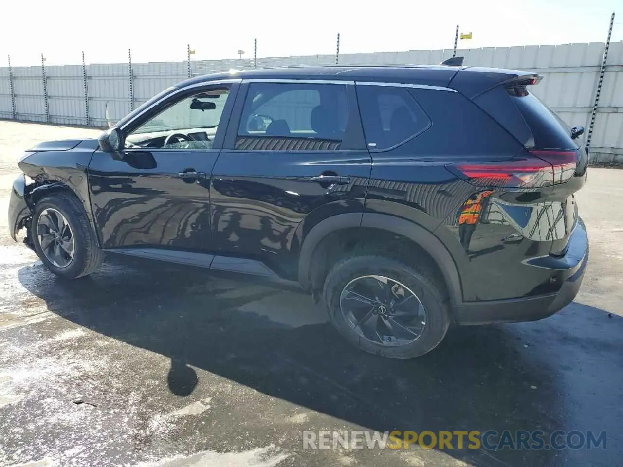 2 fotografías del automóvil dañado 5N1BT3BA0SC826688 NISSAN ROGUE 2025