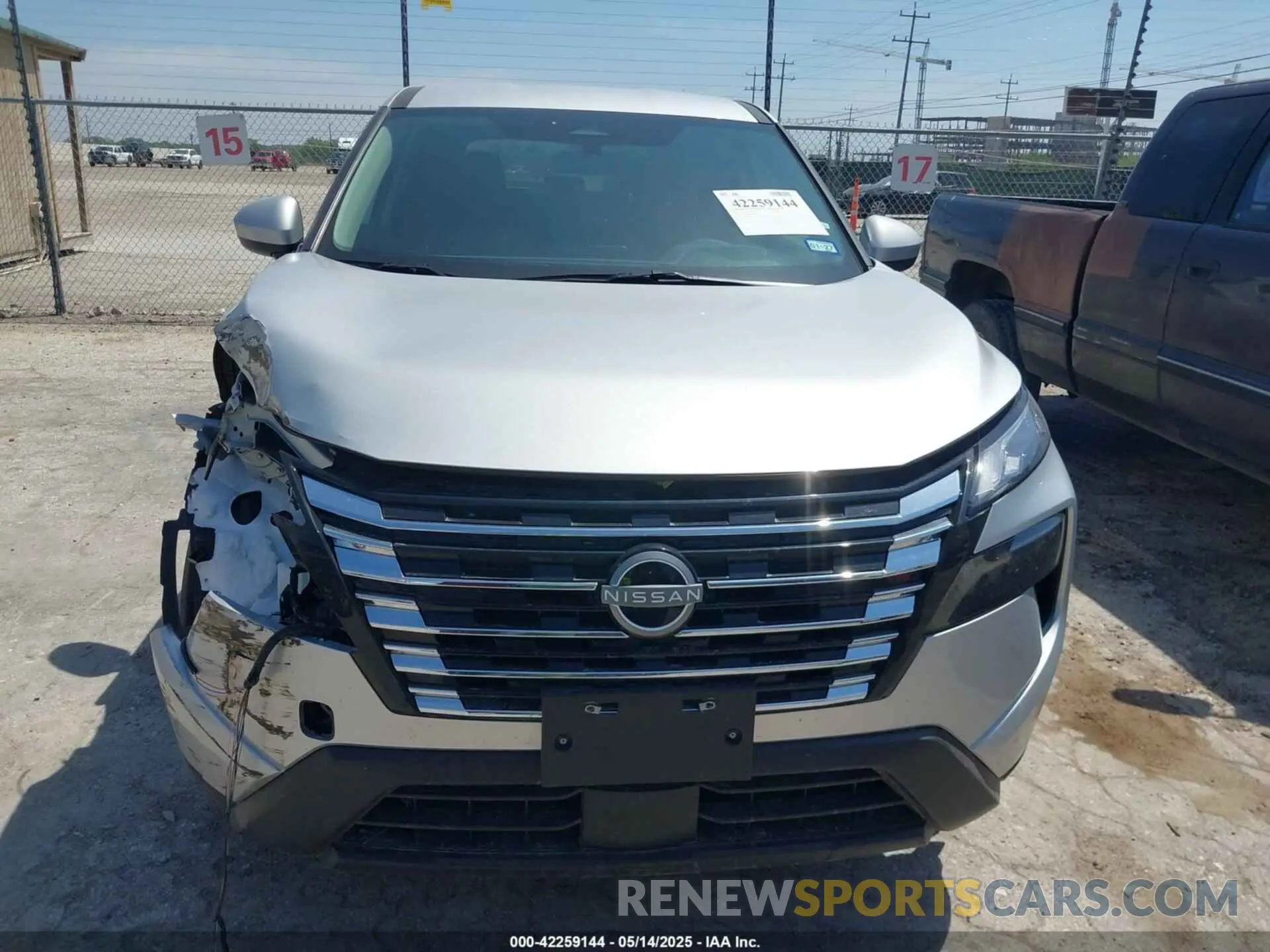 11 fotografías del automóvil dañado 5N1BT3BA1SC817949 NISSAN ROGUE 2025