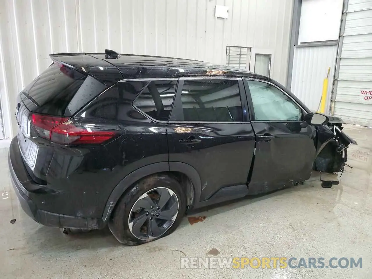 3 fotografías del automóvil dañado 5N1BT3BA3SC802935 NISSAN ROGUE 2025