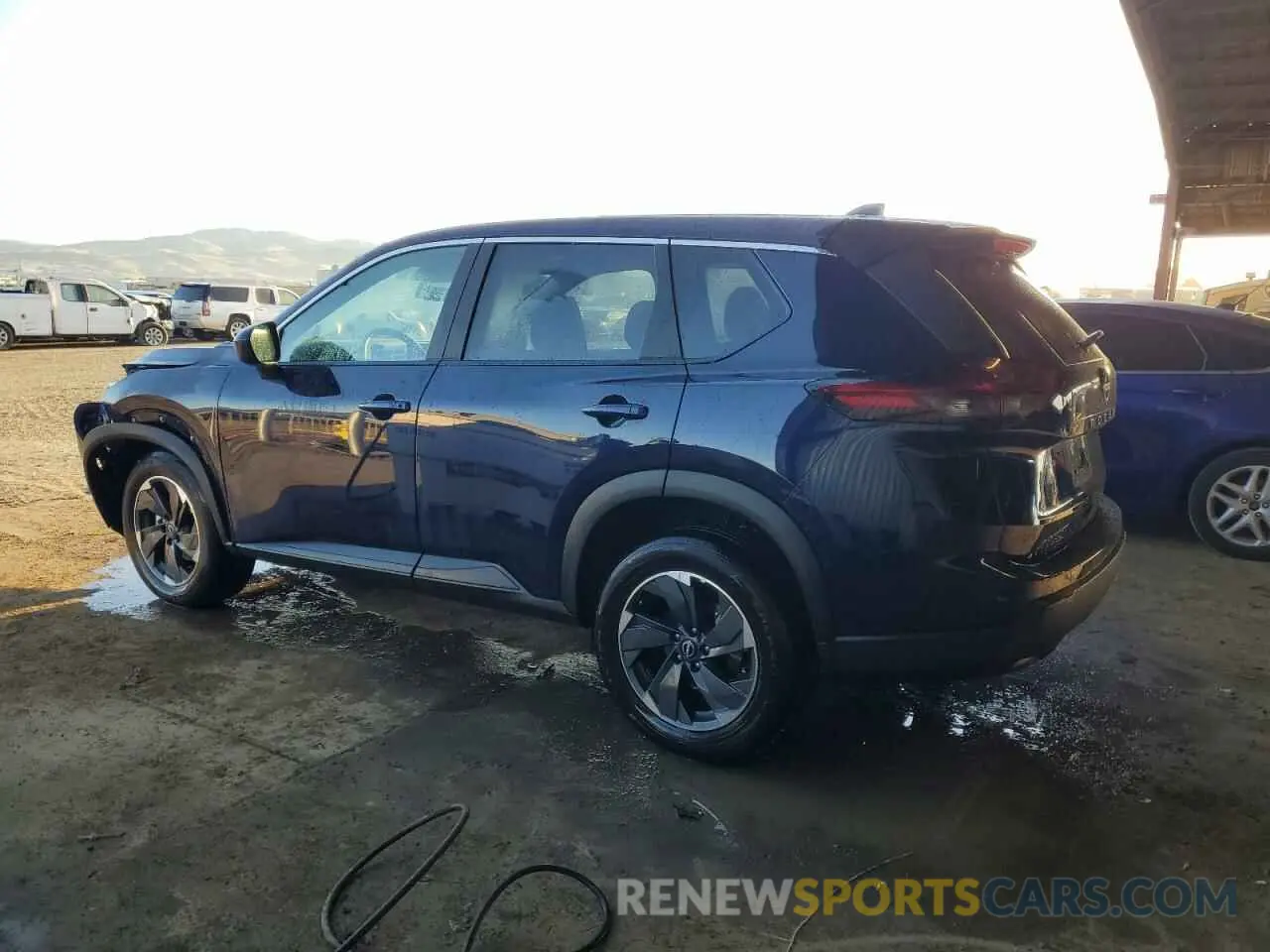 2 fotografías del automóvil dañado 5N1BT3BA4SC811997 NISSAN ROGUE 2025