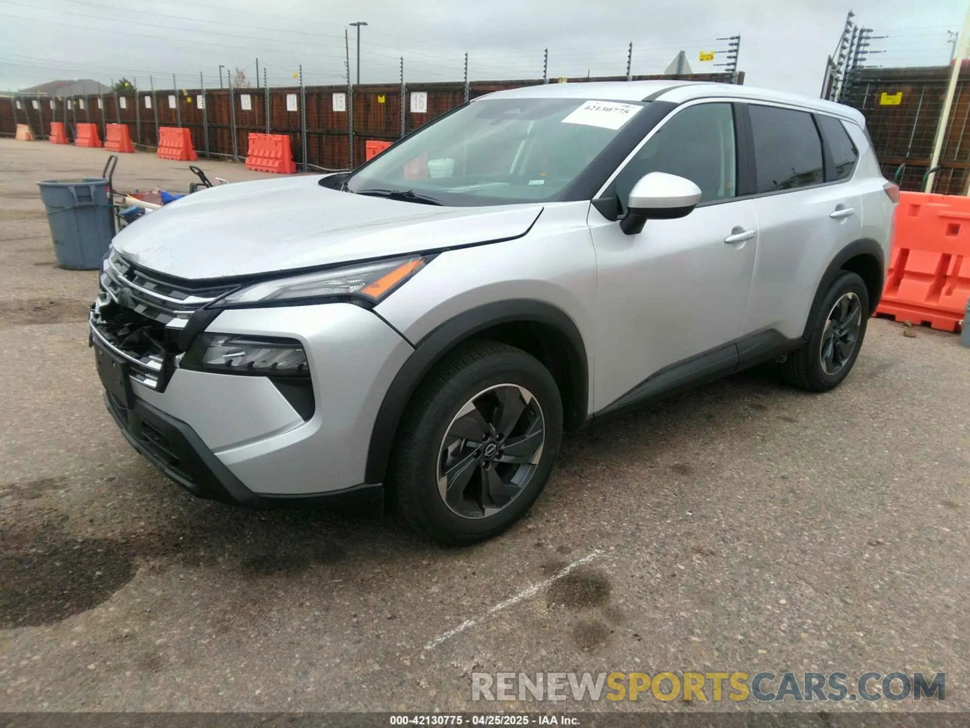 2 fotografías del automóvil dañado 5N1BT3BA5SC804363 NISSAN ROGUE 2025