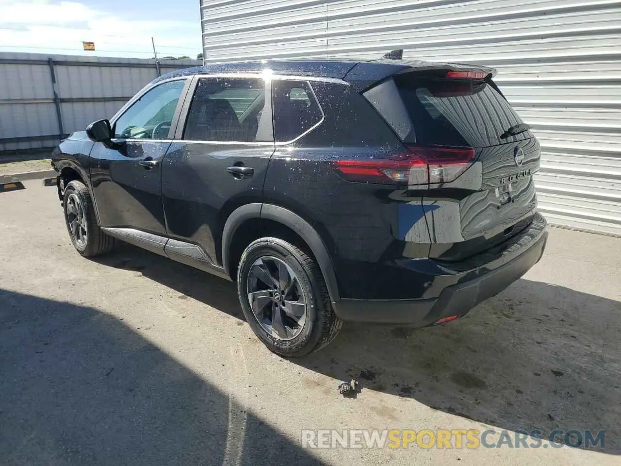 2 fotografías del automóvil dañado 5N1BT3BA7SC826512 NISSAN ROGUE 2025