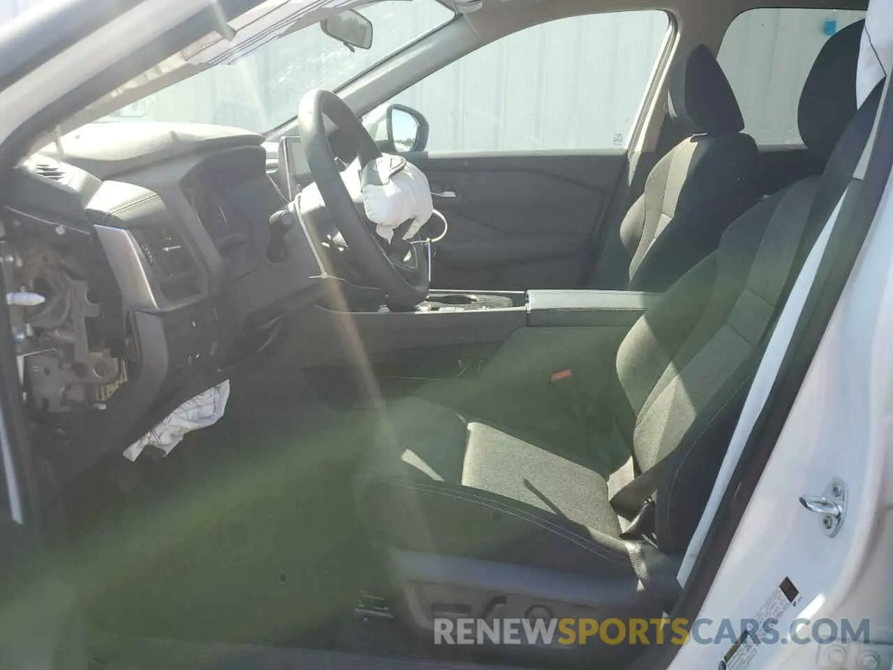 7 fotografías del automóvil dañado 5N1BT3BA8SC763842 NISSAN ROGUE 2025