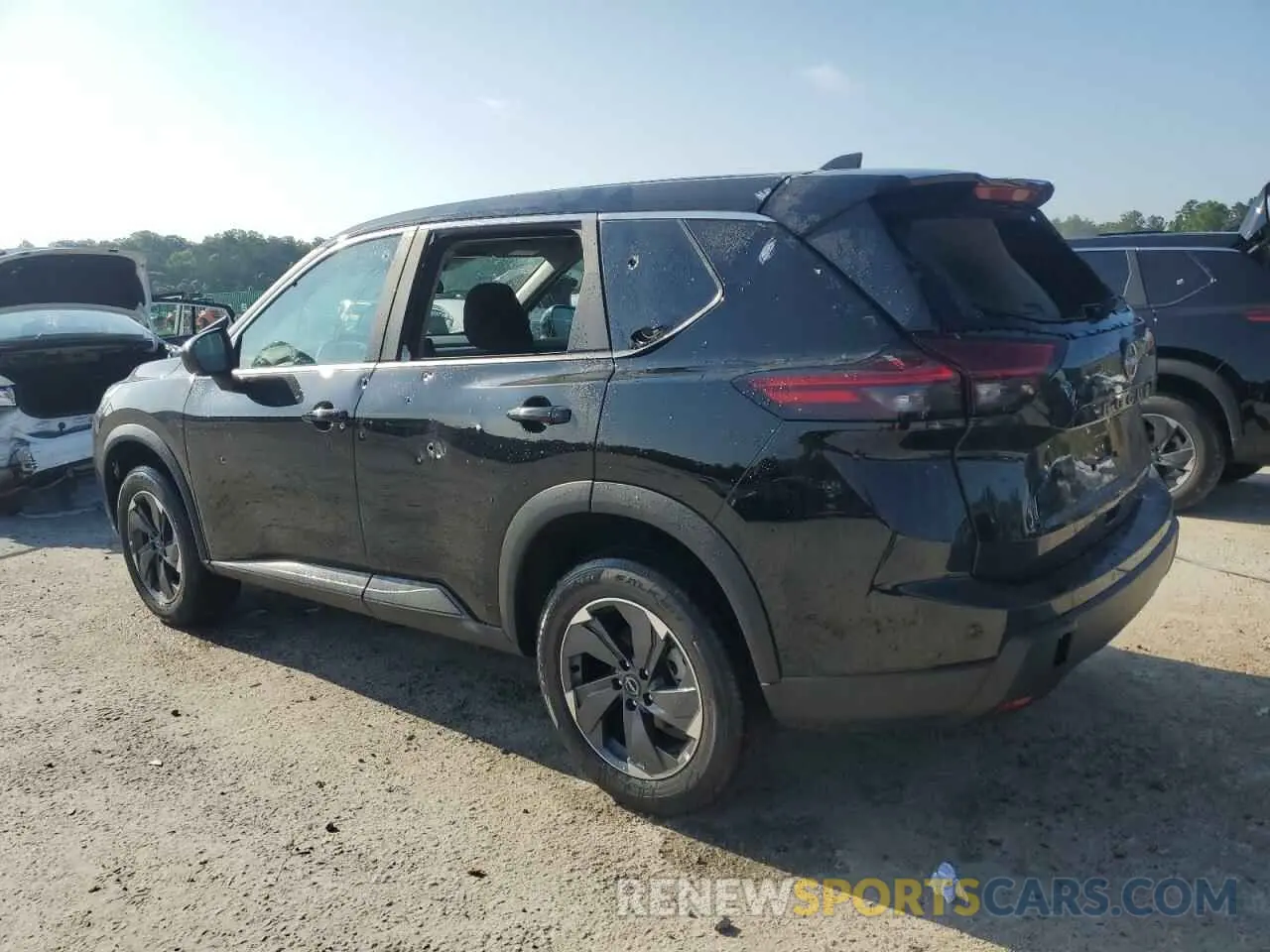 2 fotografías del automóvil dañado 5N1BT3BA9SC833624 NISSAN ROGUE 2025