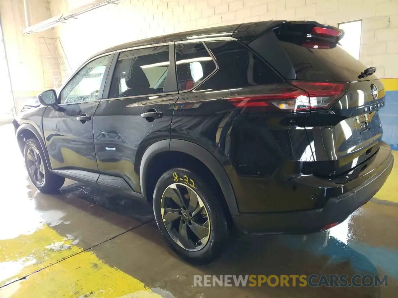 2 fotografías del automóvil dañado 5N1BT3BB0SC823489 NISSAN ROGUE 2025
