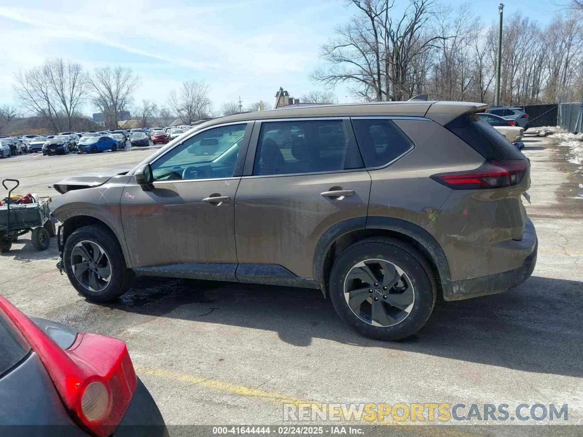 15 fotografías del automóvil dañado 5N1BT3BB1SC782631 NISSAN ROGUE 2025