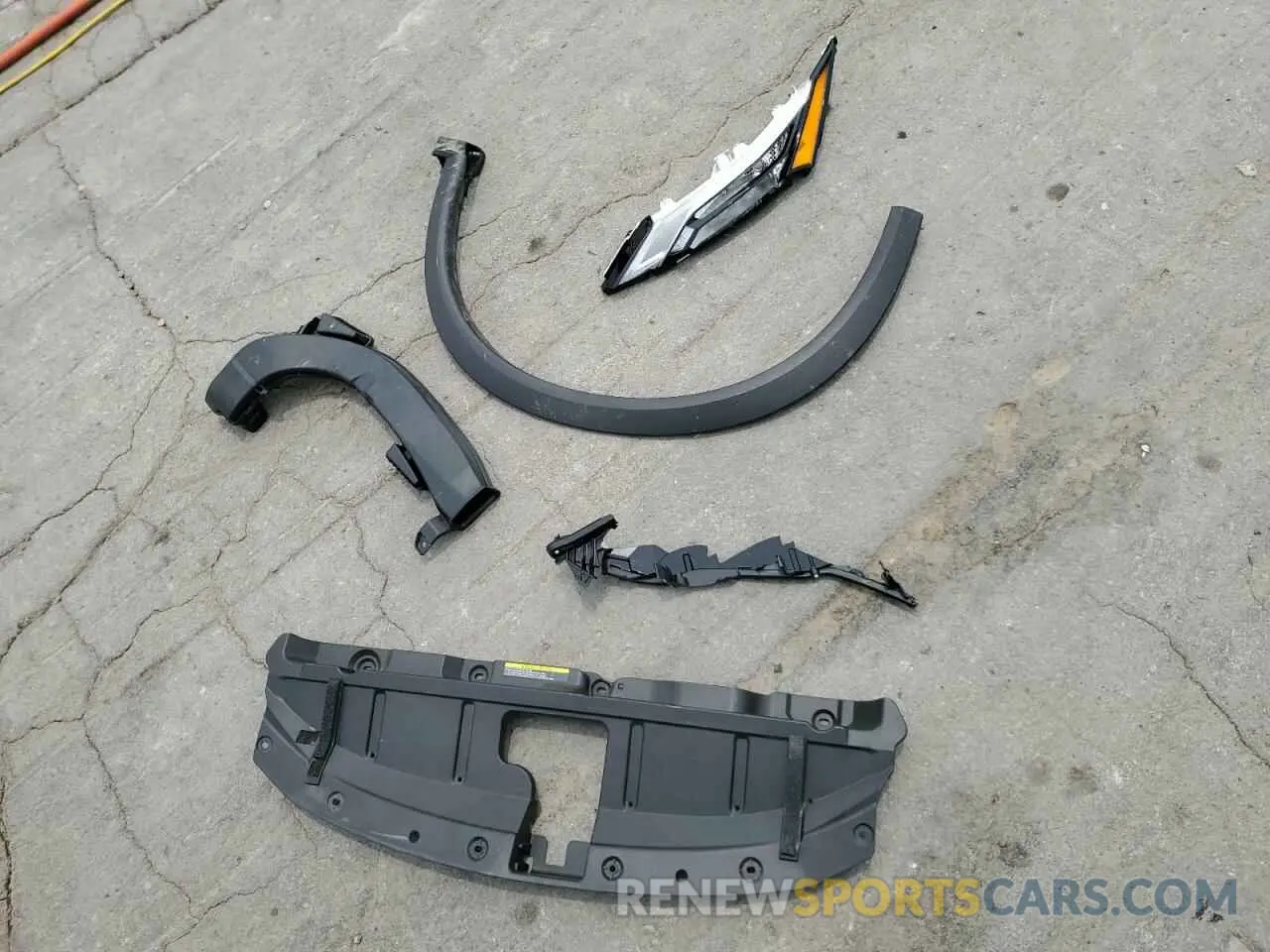 13 fotografías del automóvil dañado 5N1BT3BB1SC813134 NISSAN ROGUE 2025