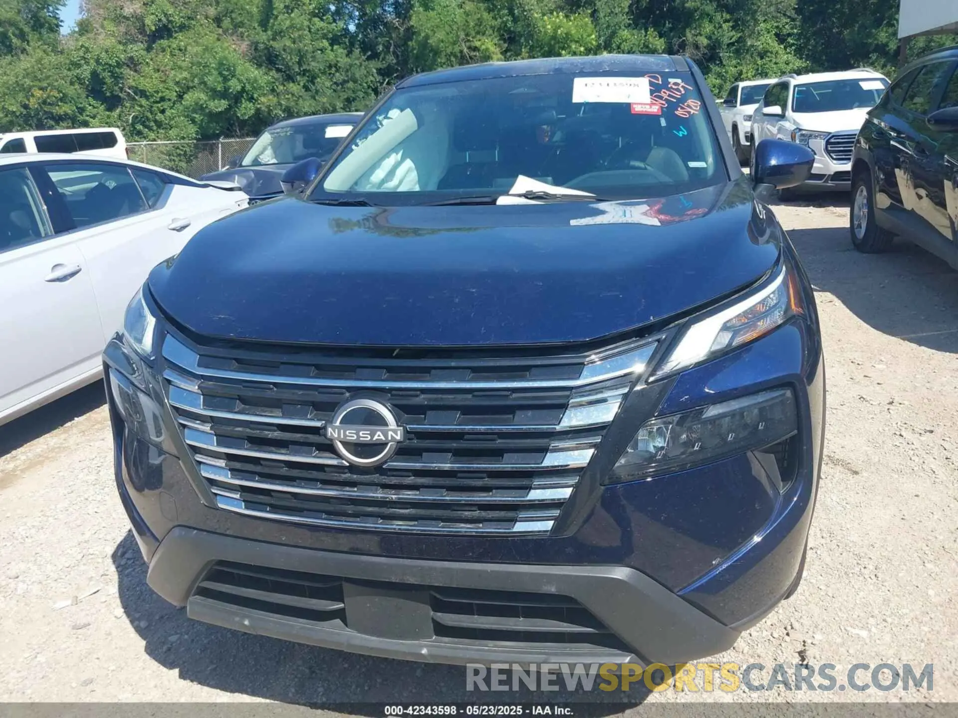 12 fotografías del automóvil dañado 5N1BT3BB5SC765251 NISSAN ROGUE 2025