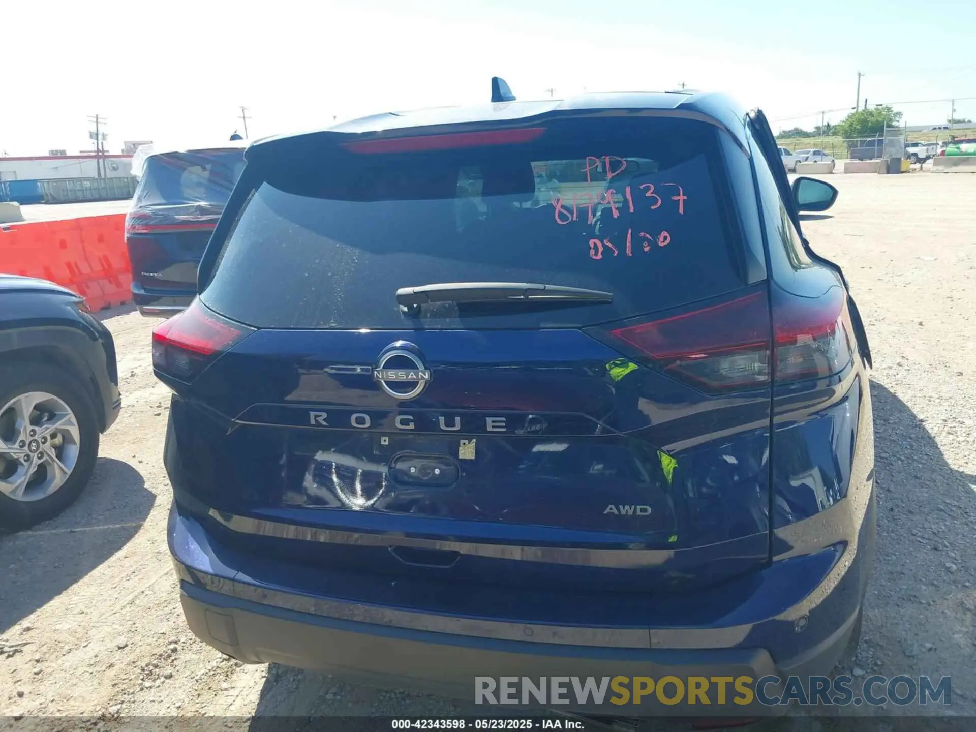 16 fotografías del automóvil dañado 5N1BT3BB5SC765251 NISSAN ROGUE 2025