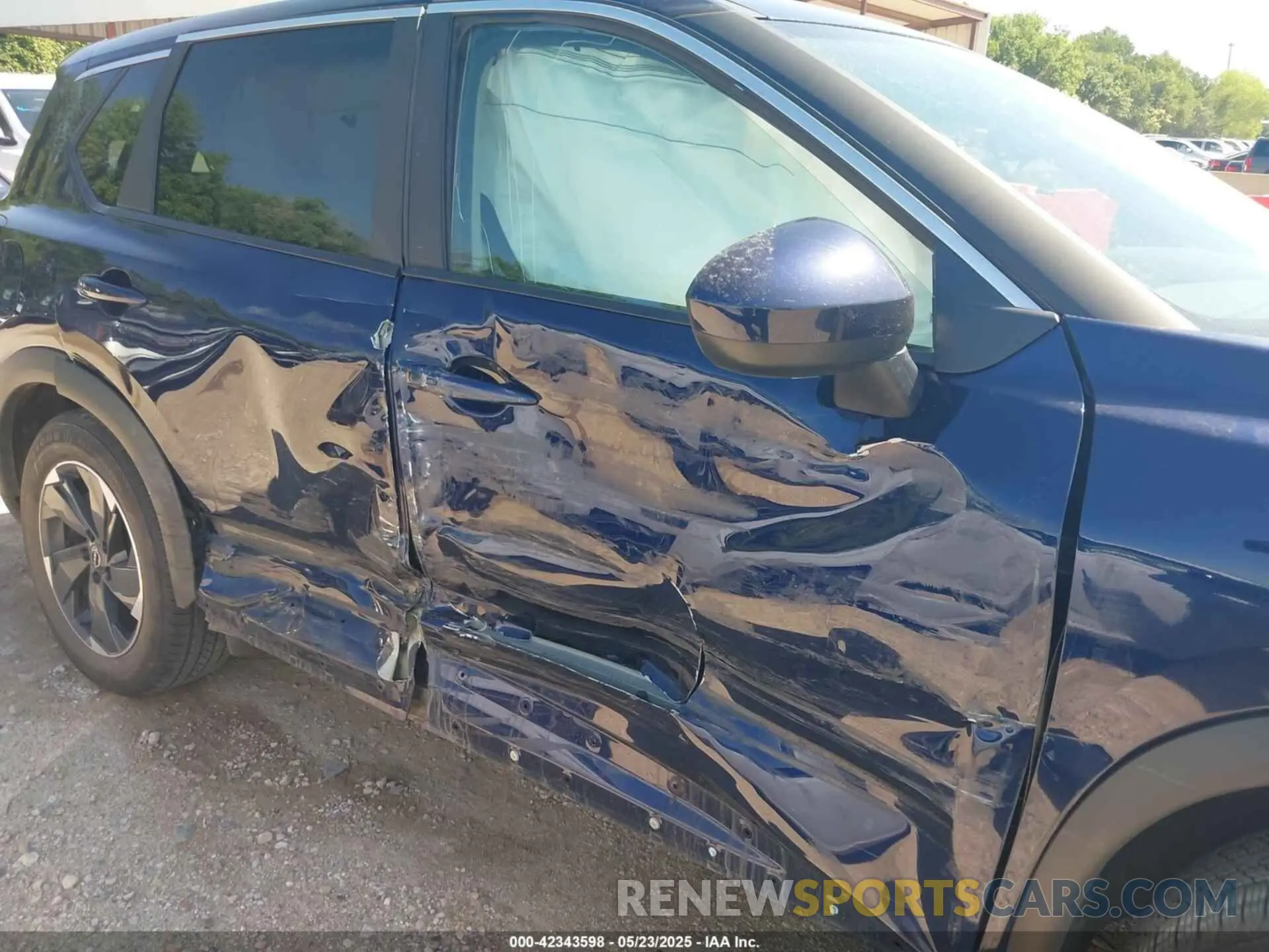 6 fotografías del automóvil dañado 5N1BT3BB5SC765251 NISSAN ROGUE 2025