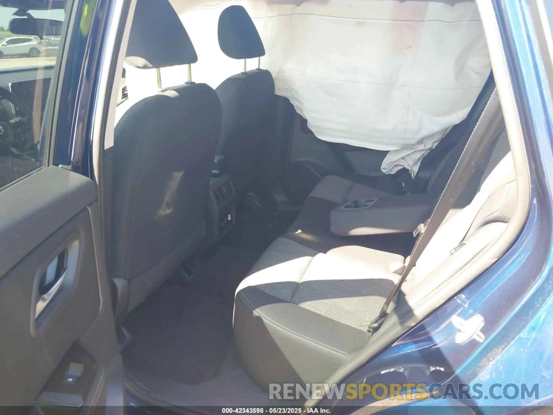 8 fotografías del automóvil dañado 5N1BT3BB5SC765251 NISSAN ROGUE 2025