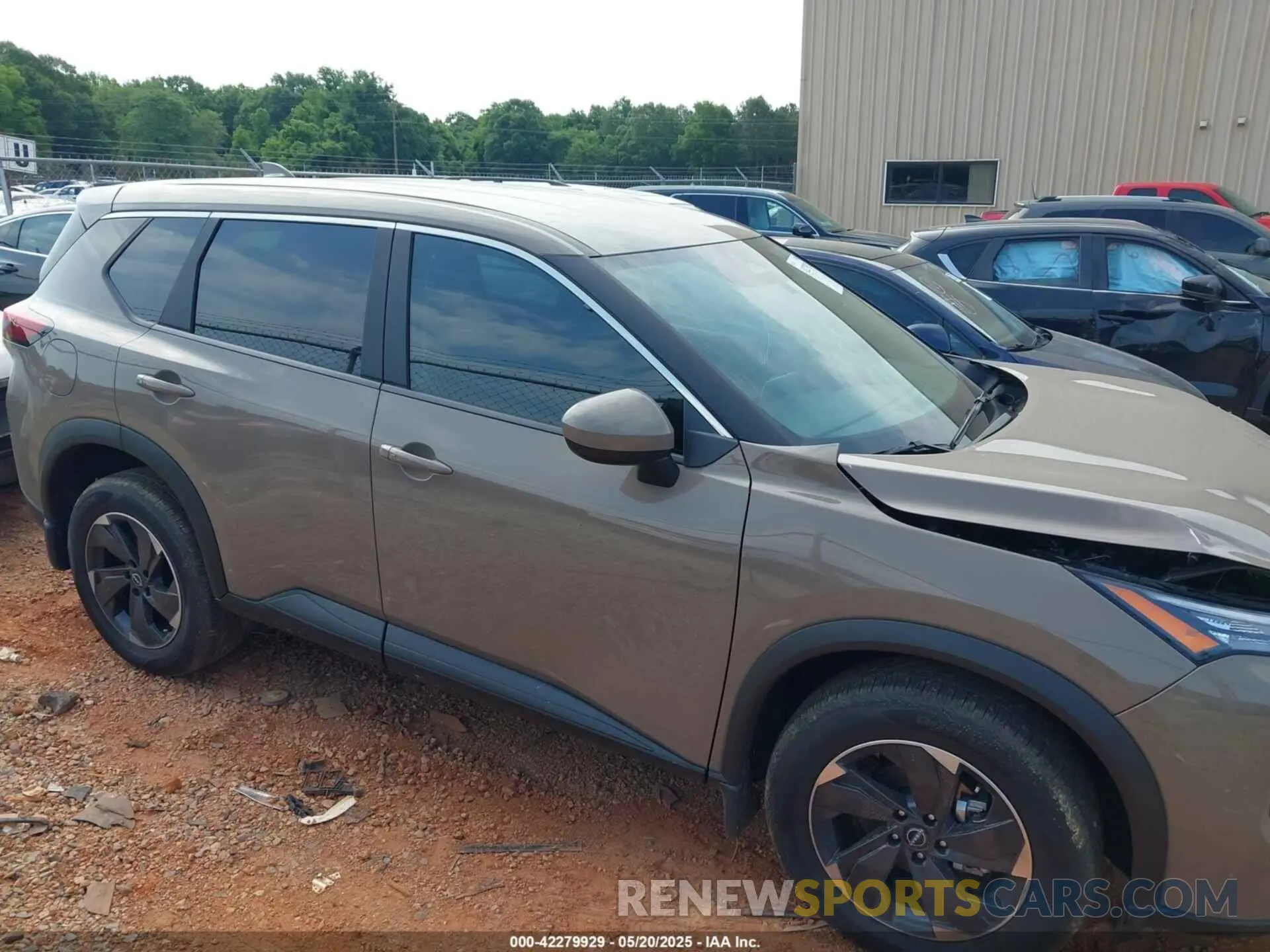 13 fotografías del automóvil dañado 5N1BT3BBXSC675464 NISSAN ROGUE 2025