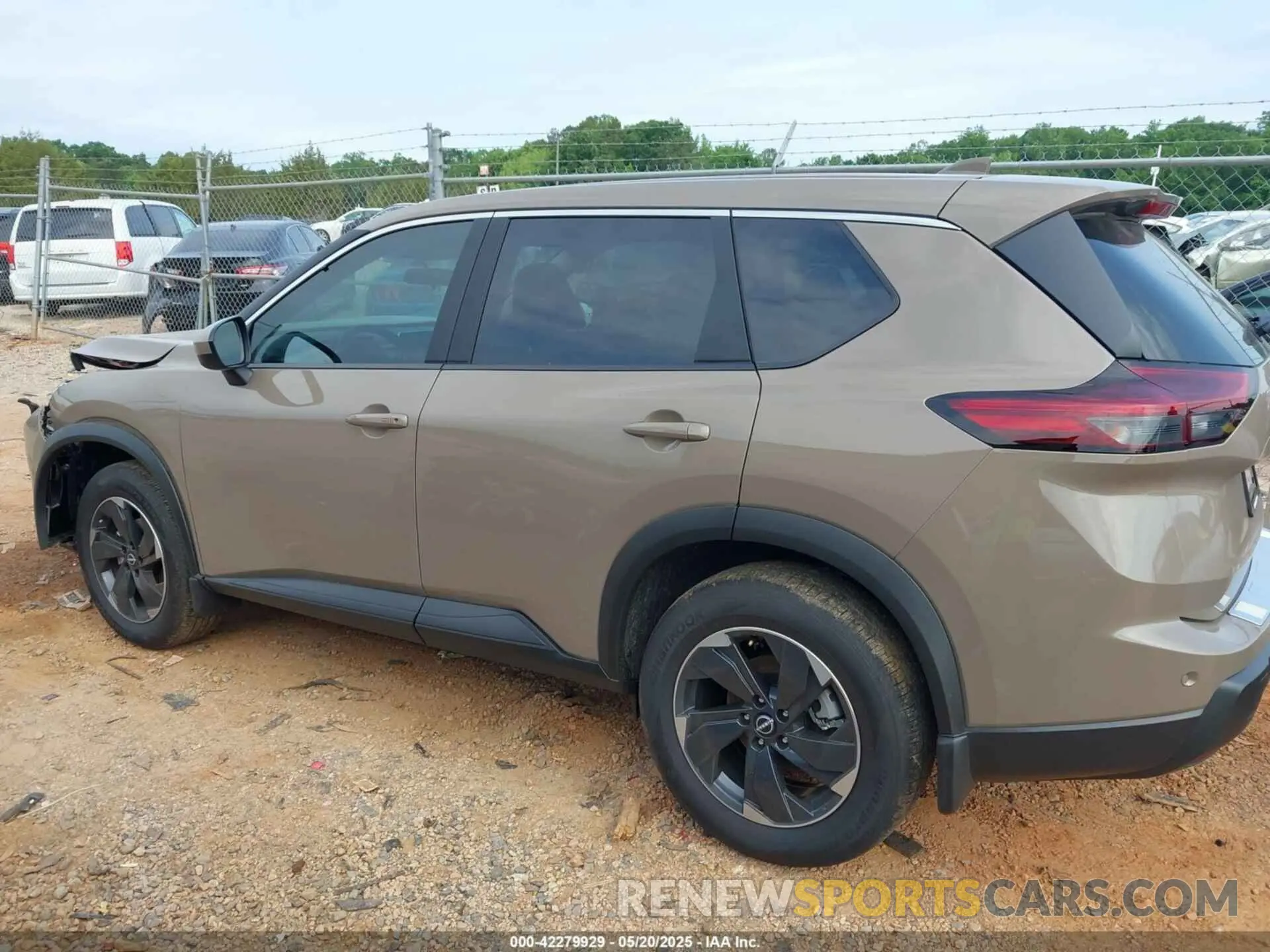 14 fotografías del automóvil dañado 5N1BT3BBXSC675464 NISSAN ROGUE 2025
