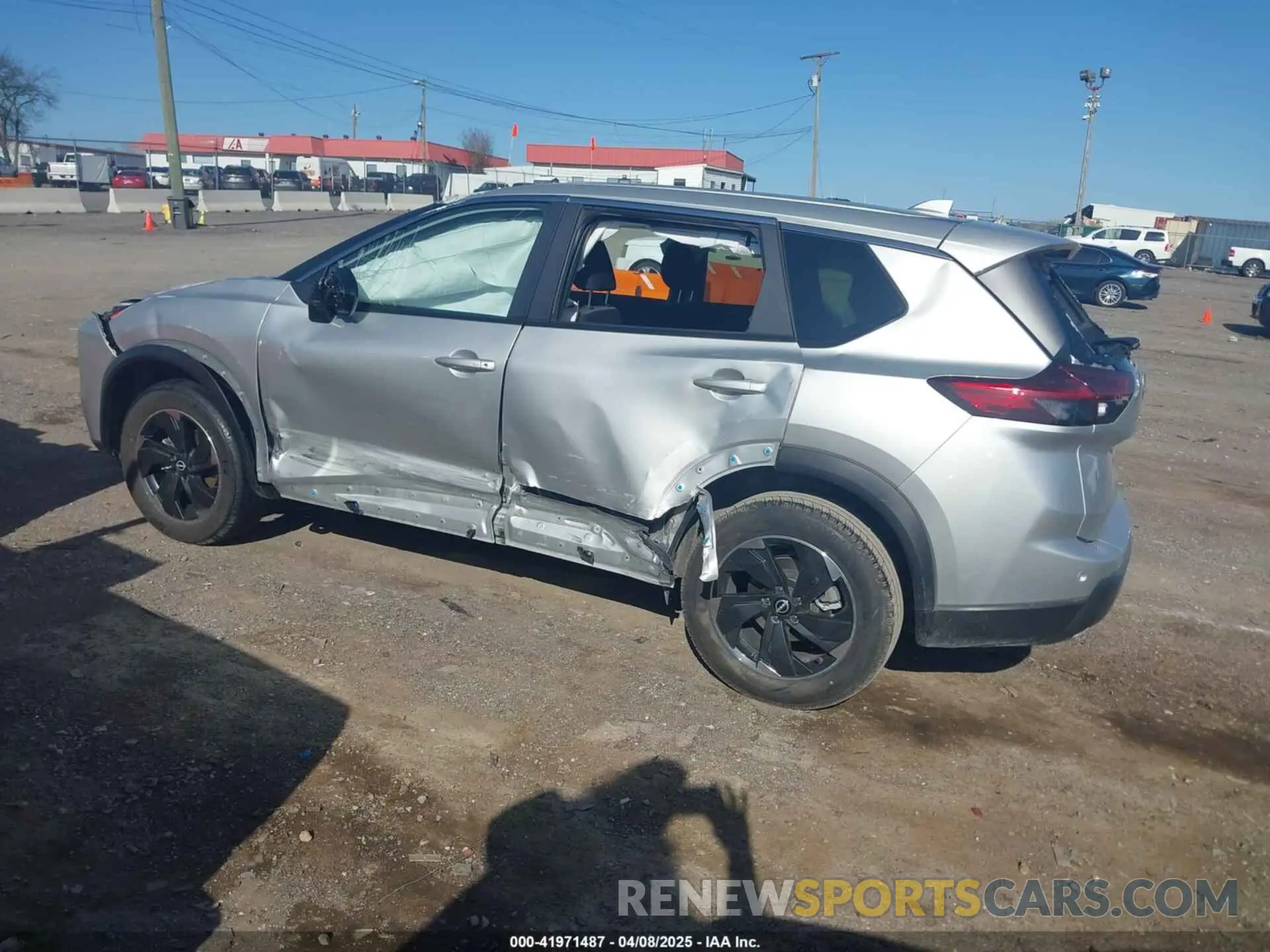 3 fotografías del automóvil dañado JN8BT3BA2SW001968 NISSAN ROGUE 2025