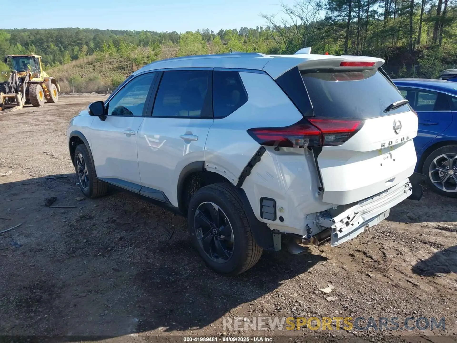 3 fotografías del automóvil dañado JN8BT3BA7SW007622 NISSAN ROGUE 2025