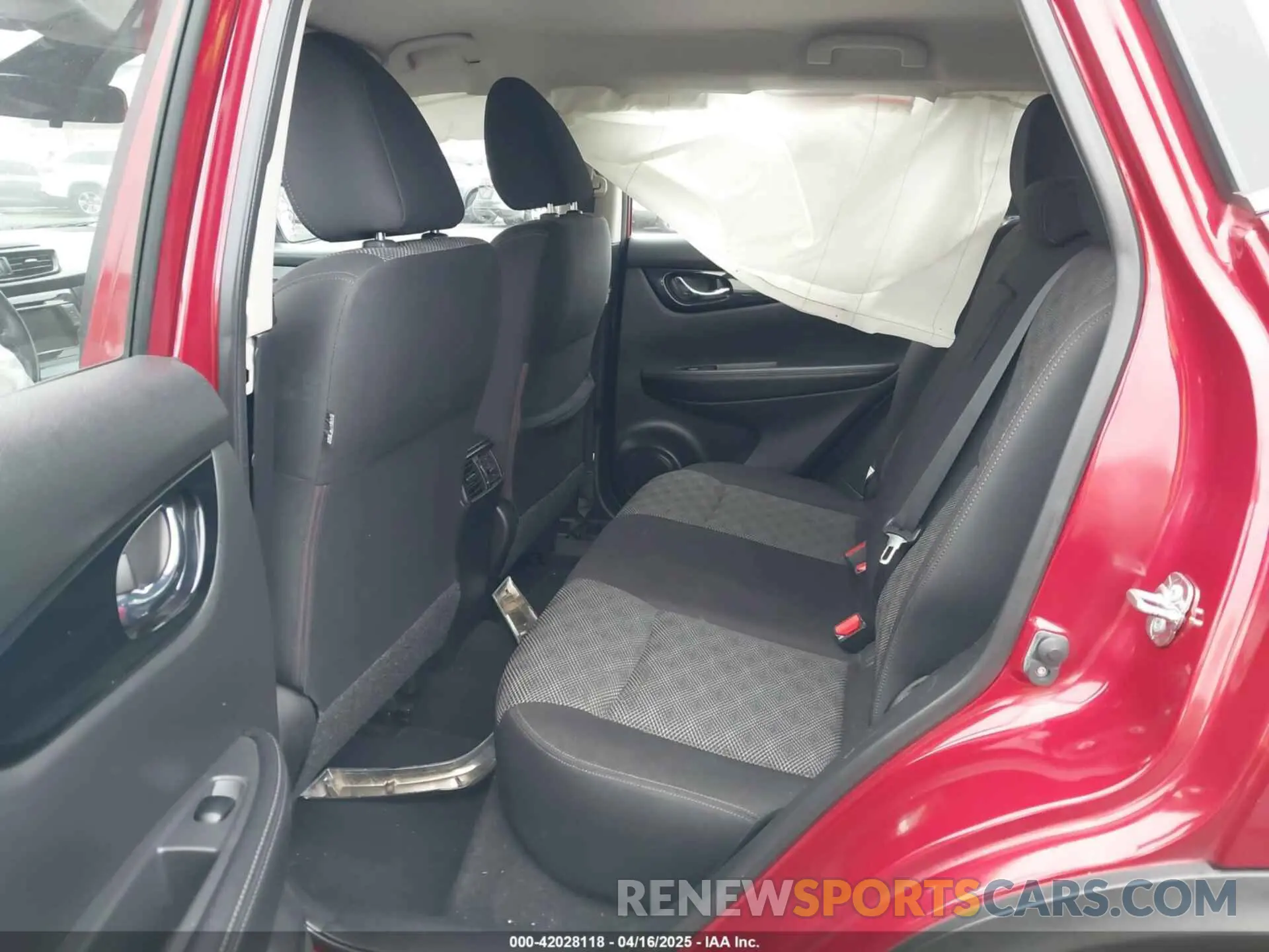 8 fotografías del automóvil dañado JN1BJ1CP0KW217135 NISSAN ROGUE SPORT 2019