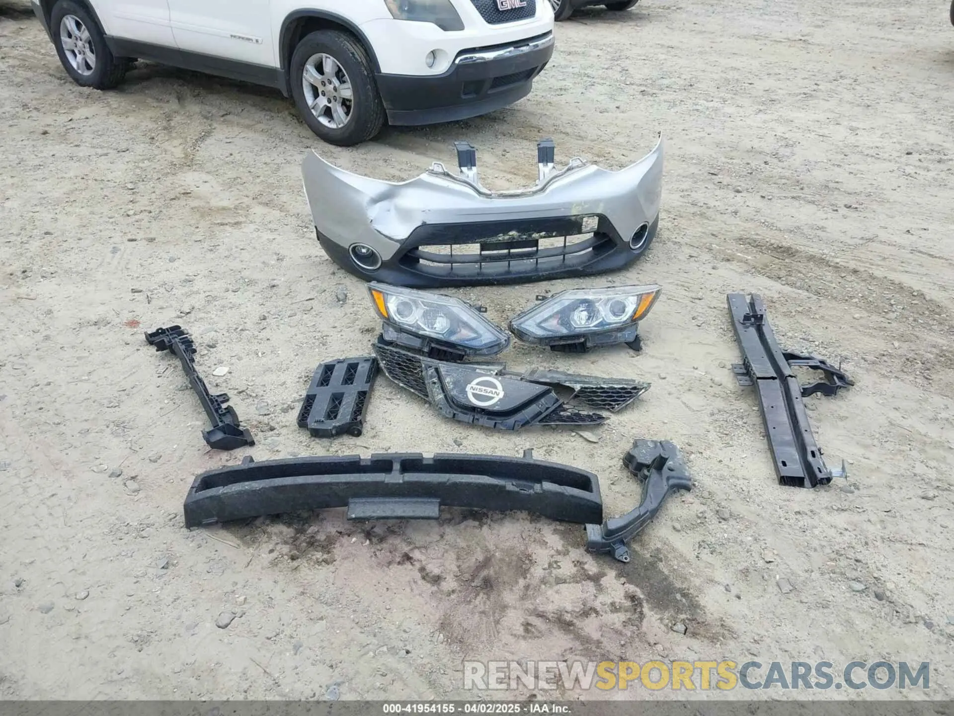 12 fotografías del automóvil dañado JN1BJ1CP0KW234324 NISSAN ROGUE SPORT 2019